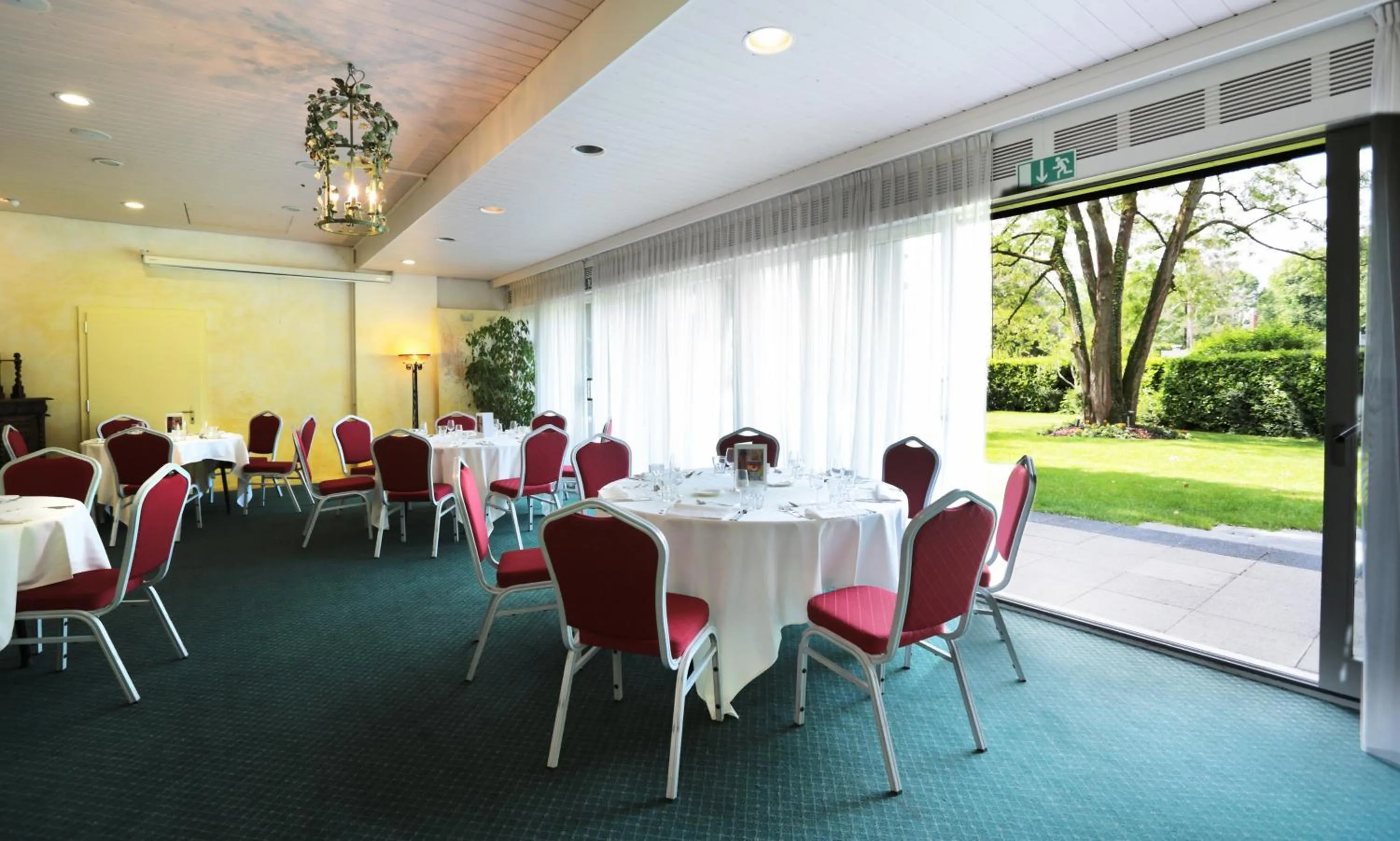 Banquet/Function facilities in Hôtel la Prairie