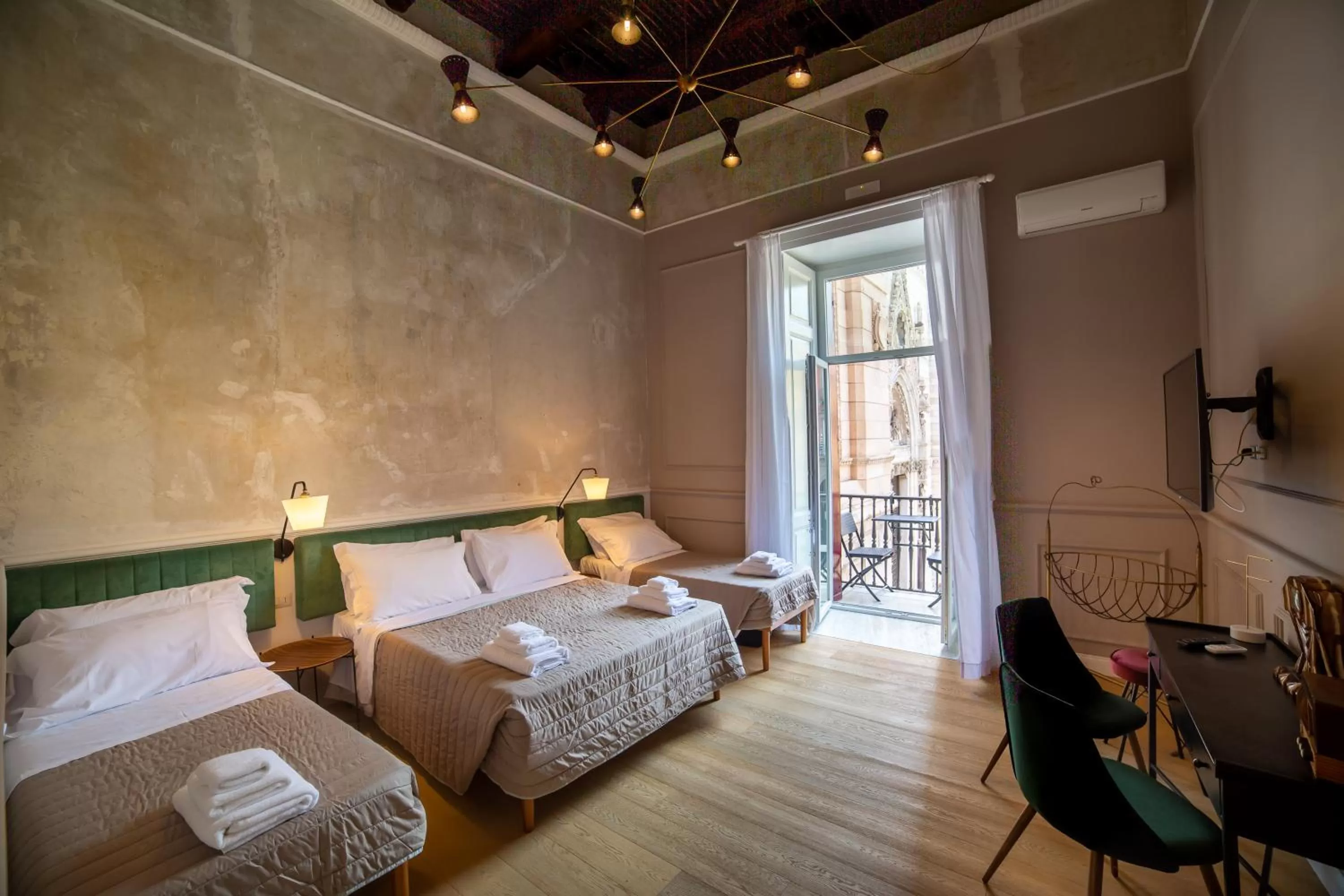 Bed in The Duomo House by House In Naples