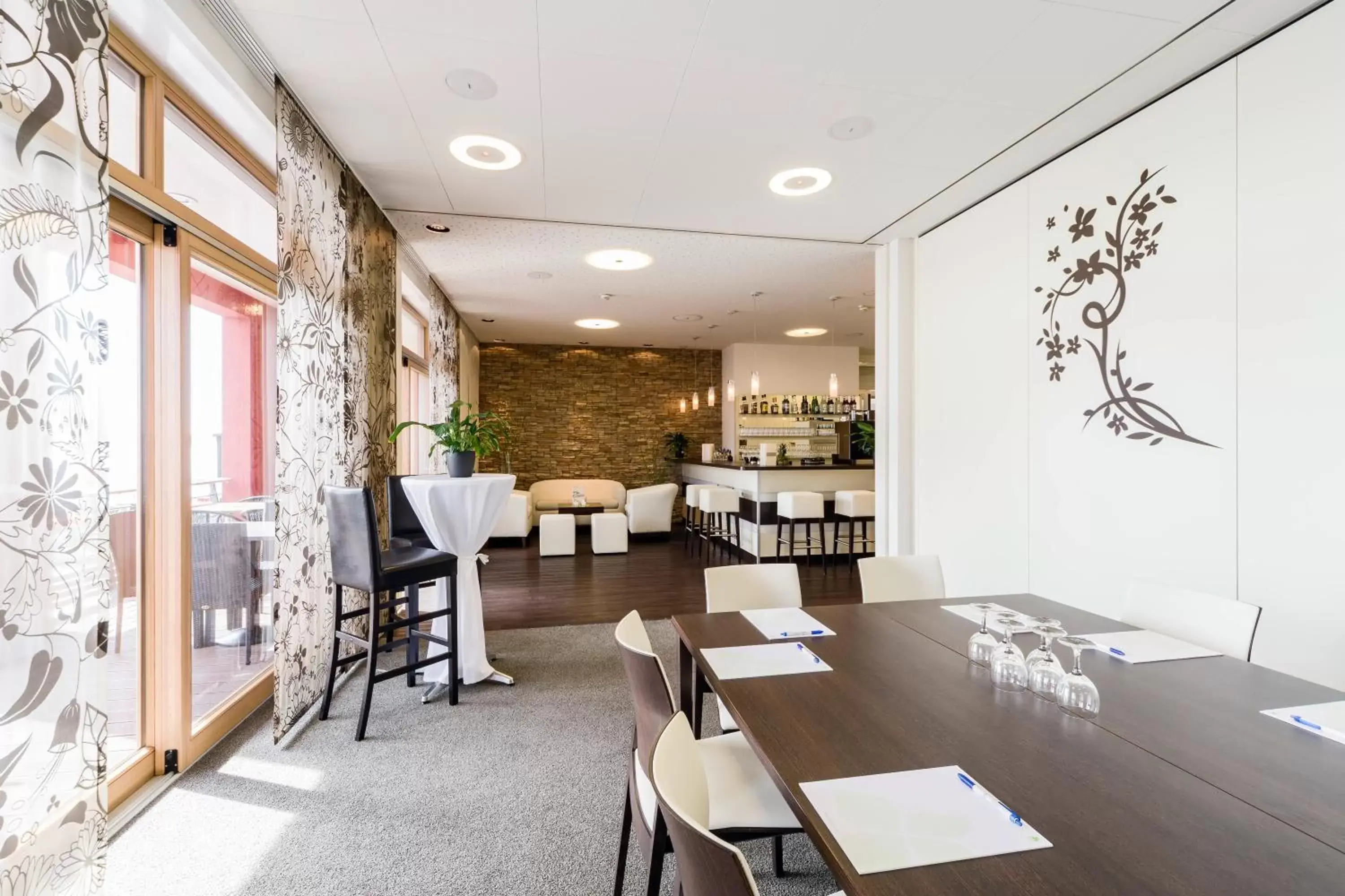 Lounge or bar, Restaurant/Places to Eat in Flair Hotel zum Schiff