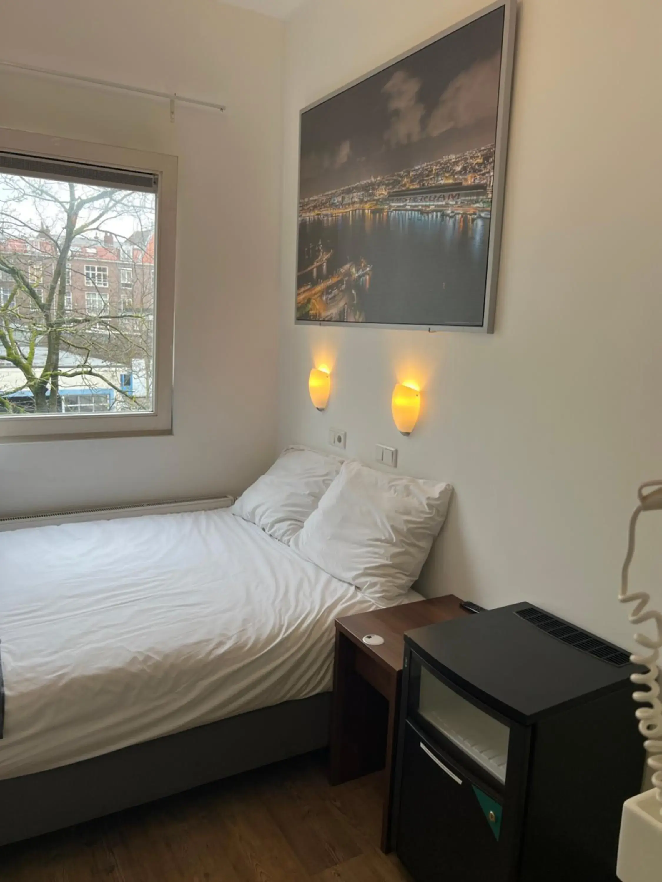 Photo of the whole room, Bed in MAX Hotel Amsterdam