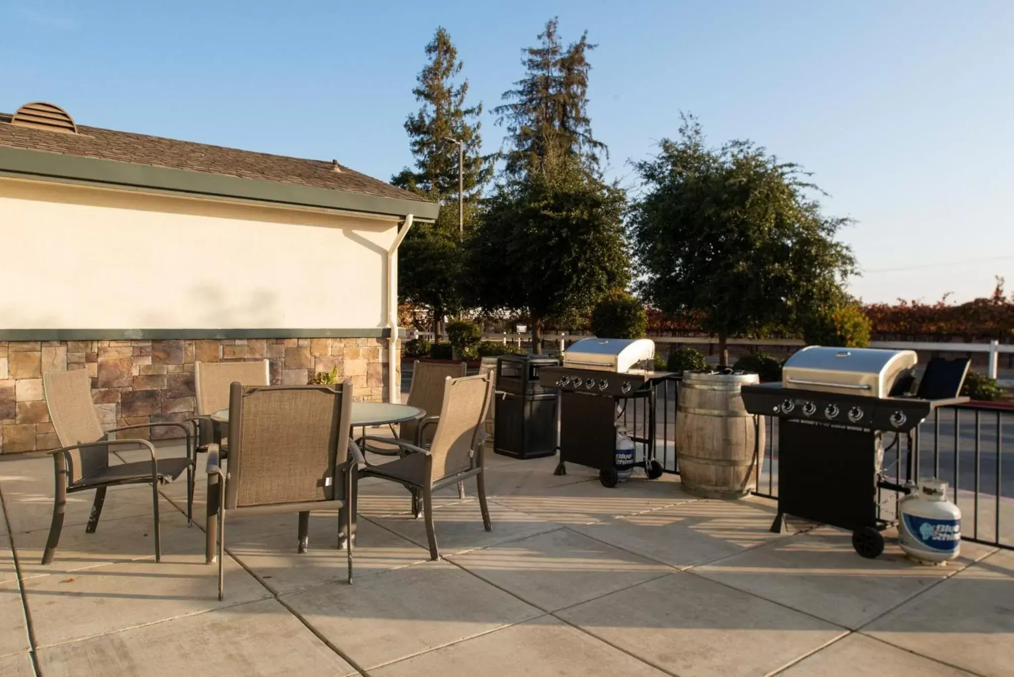 Other, BBQ Facilities in Holiday Inn Express Lodi, an IHG Hotel