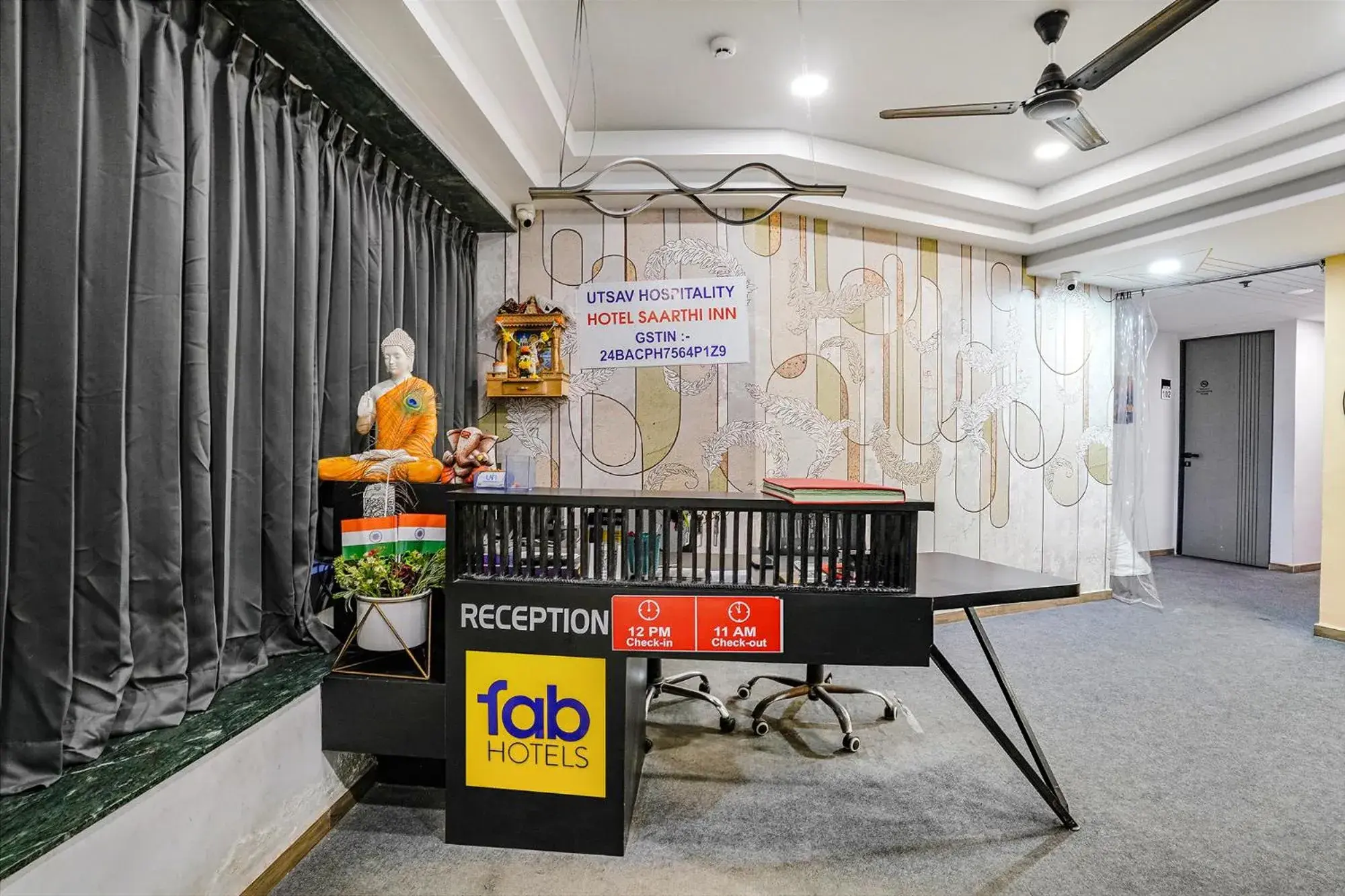 Lobby or reception in FabHotel Saarthi Inn