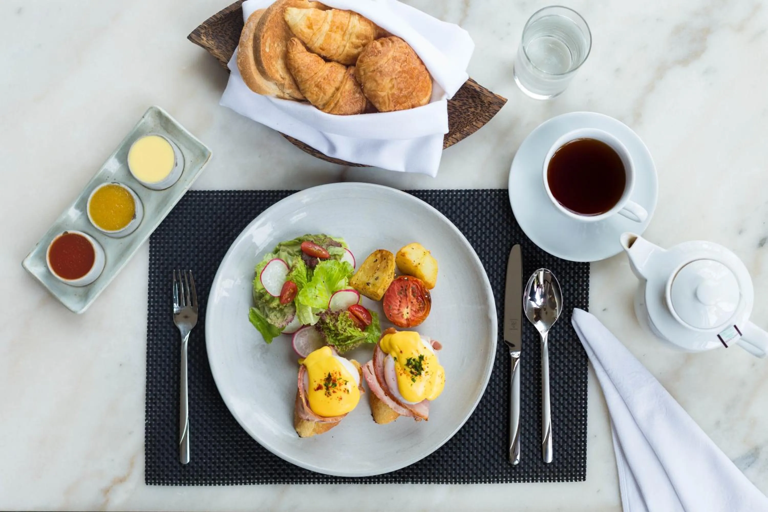 Food and drinks in Sarai and Wander Resort