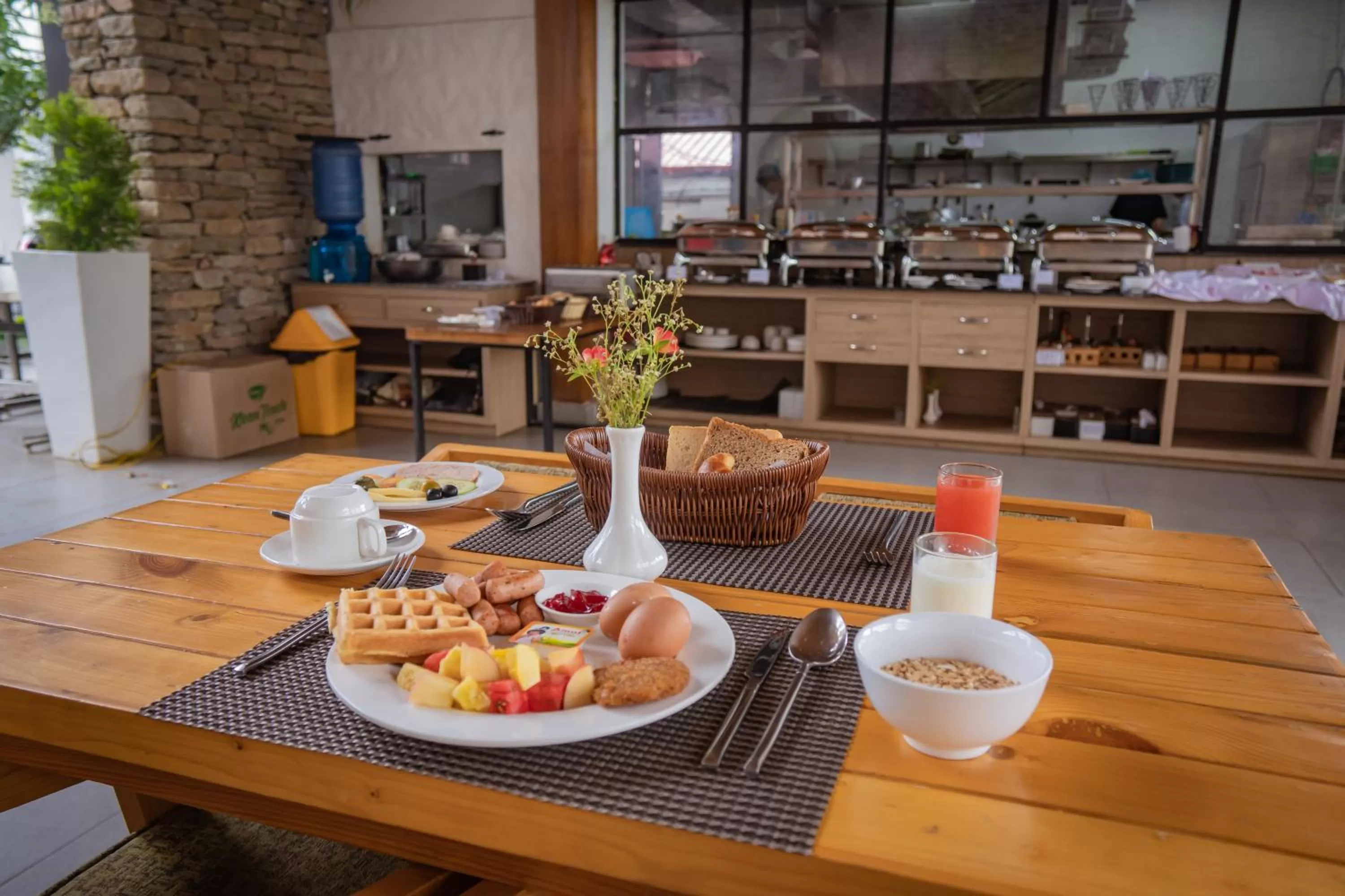 Breakfast in Majestic Lake Front Hotel & Suites