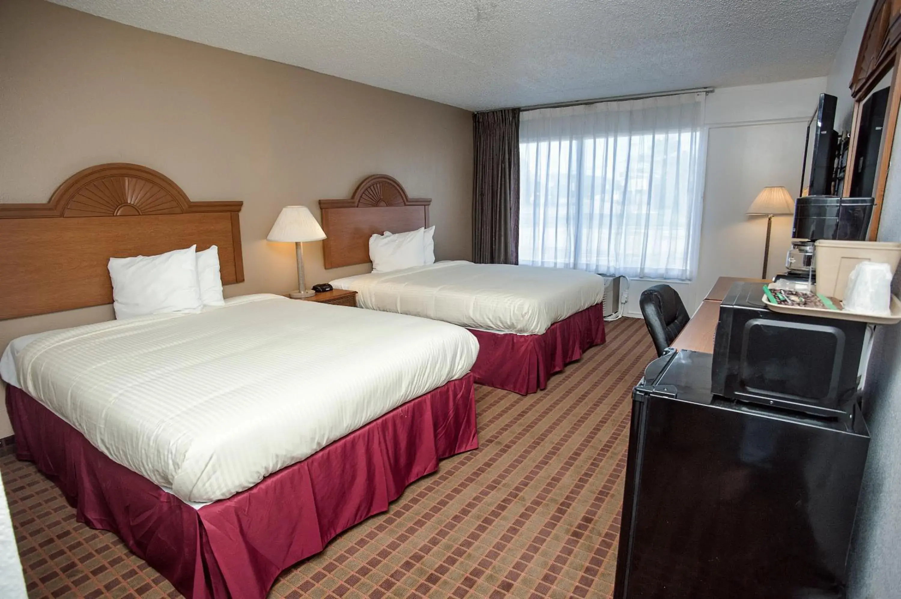 Bedroom, Bed in Express Inn & Suites