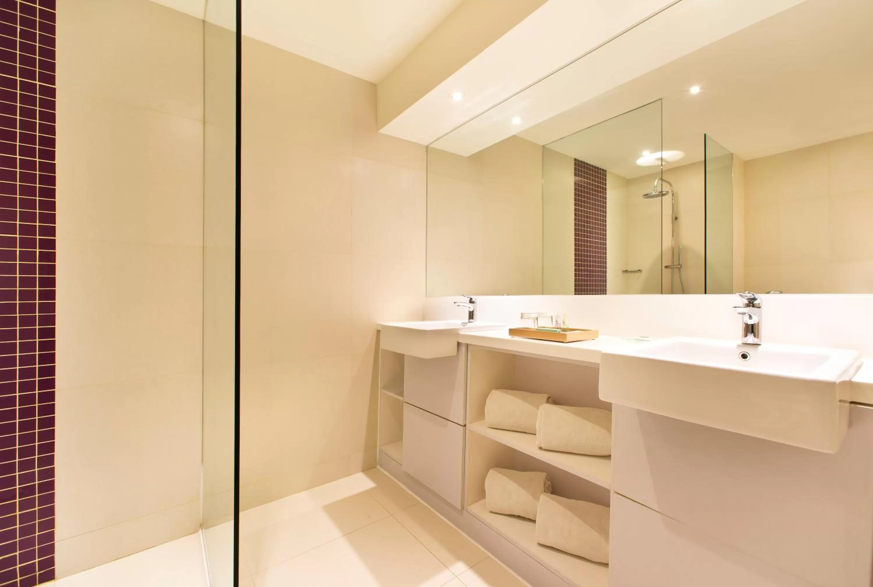 Deluxe Room in Satoria Hotel Yogyakarta - CHSE Certified