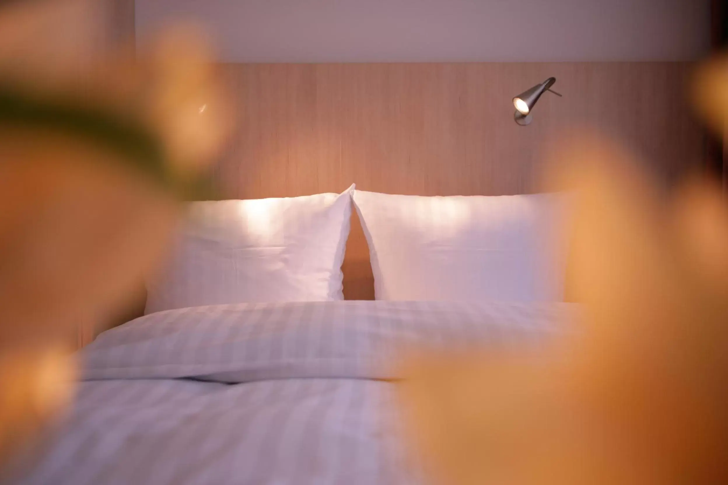 Bed in Hotel Senator München Bed in Hotel Senator München