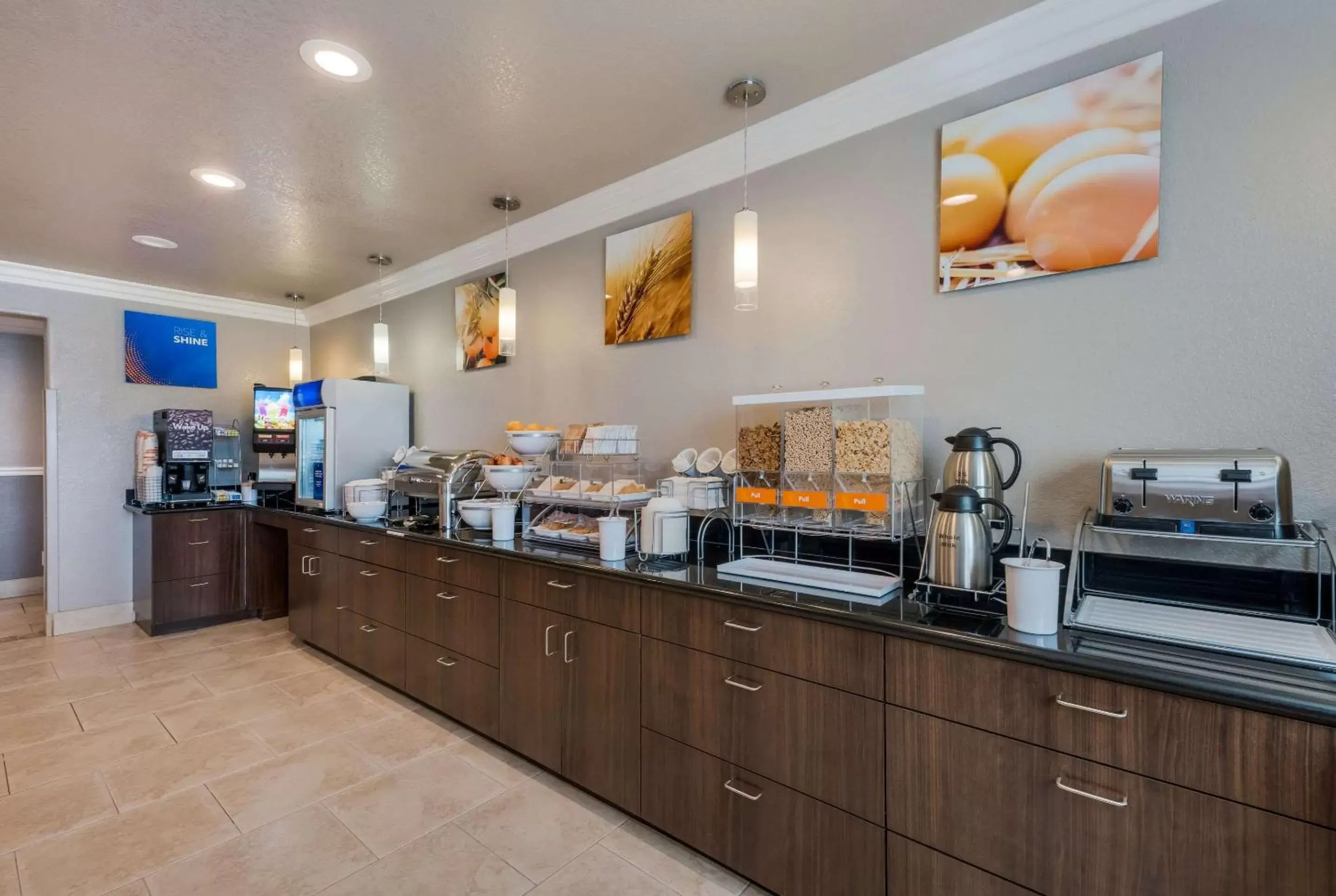 Breakfast, Restaurant/Places to Eat in Comfort Inn Gilroy