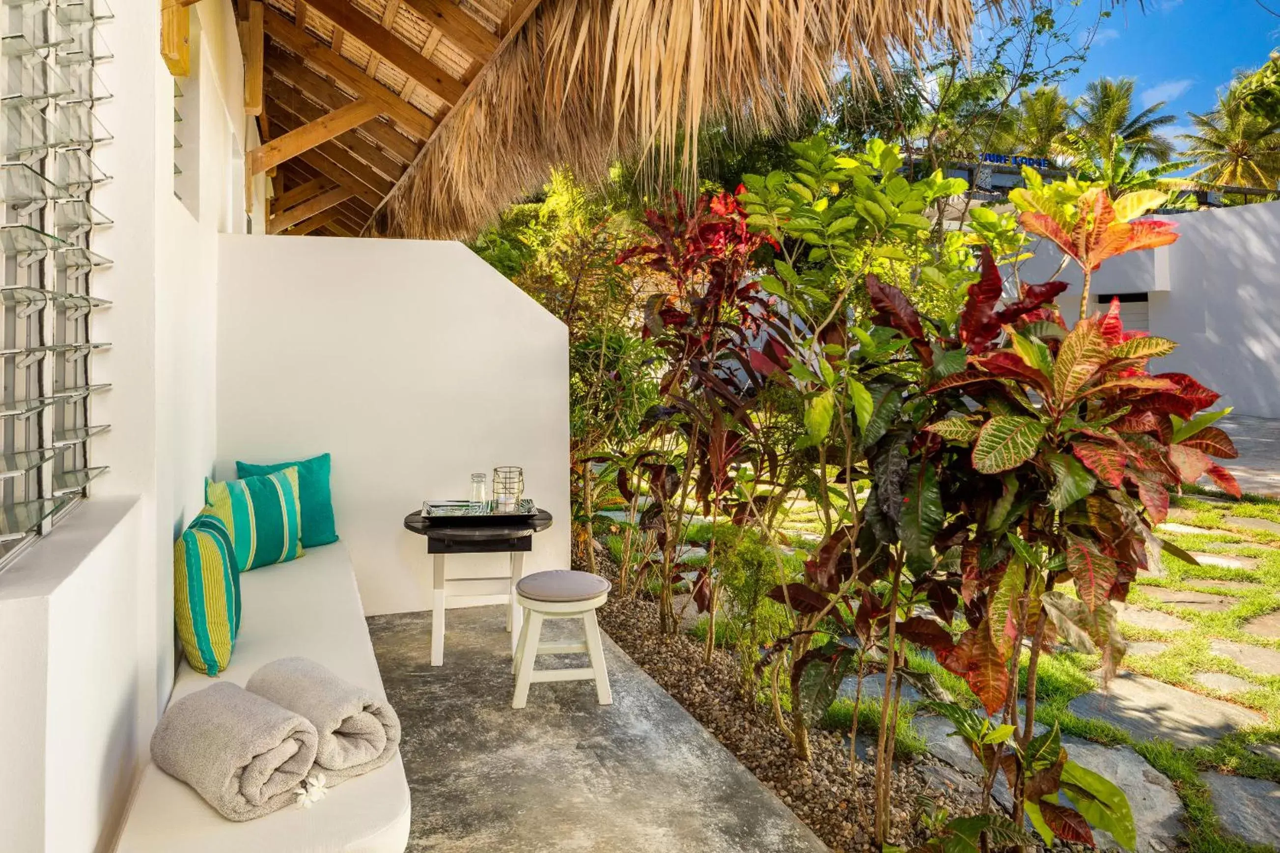 Balcony/Terrace in El Encuentro Surf Lodge