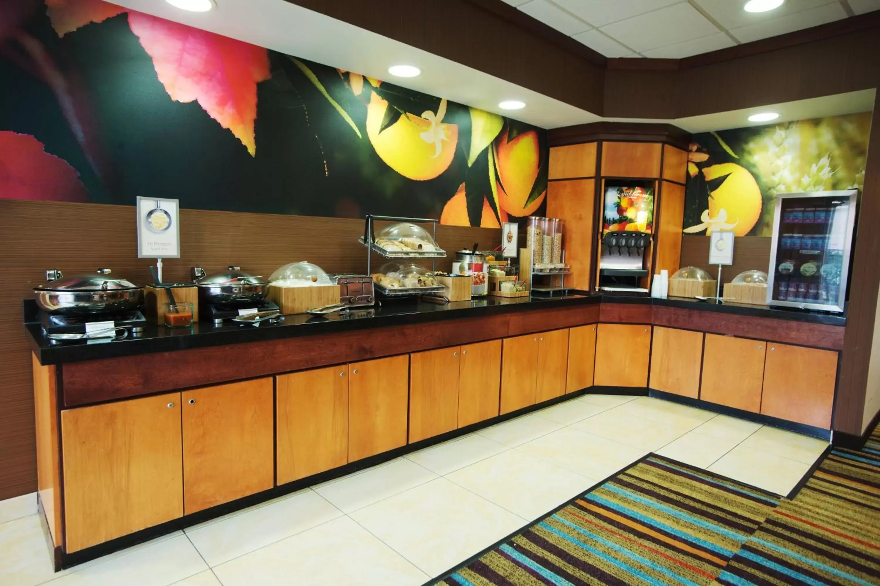 Breakfast, Restaurant/Places to Eat in Fairfield Inn and Suites by Marriott Bartlesville