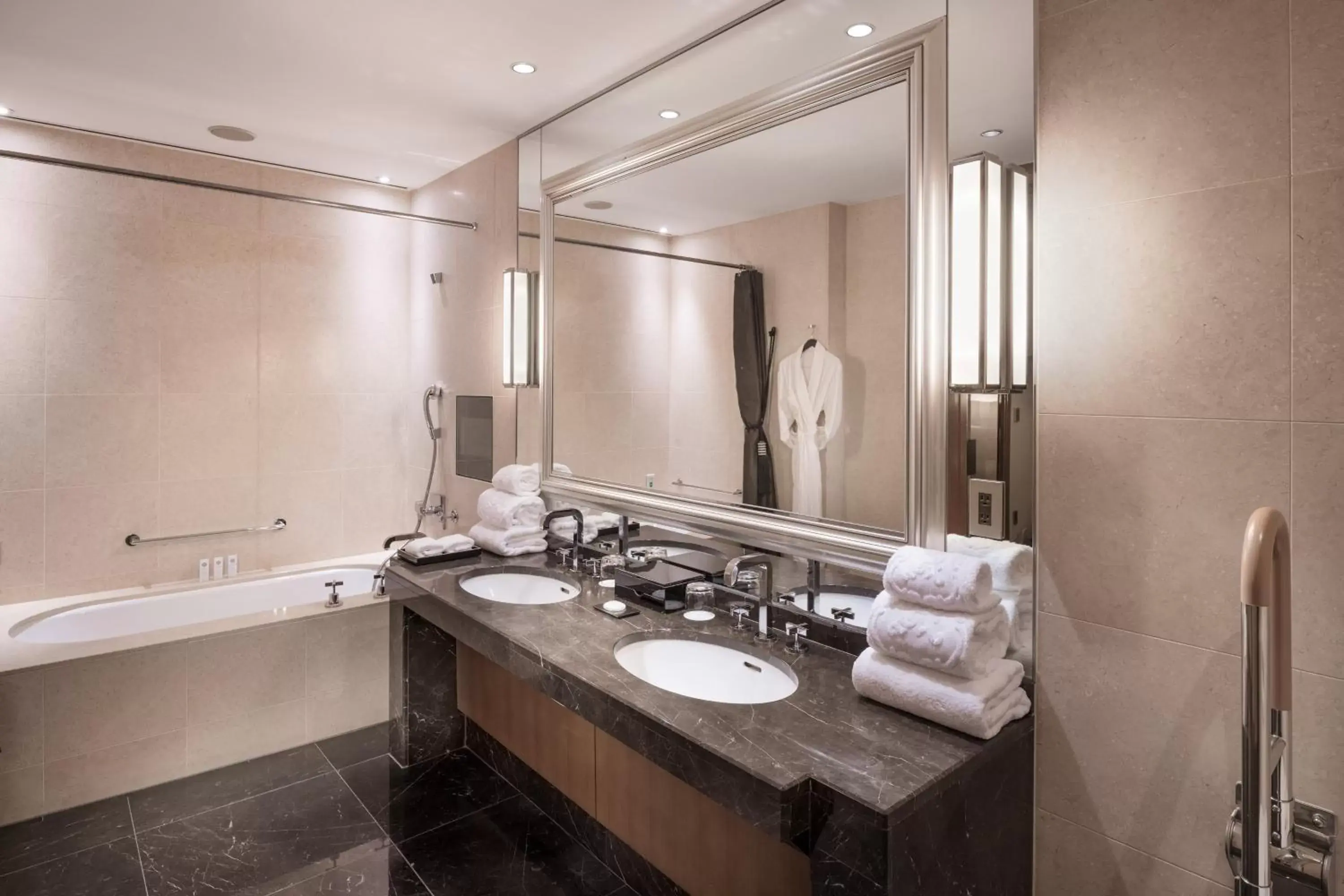 Bathroom in St. Regis Osaka