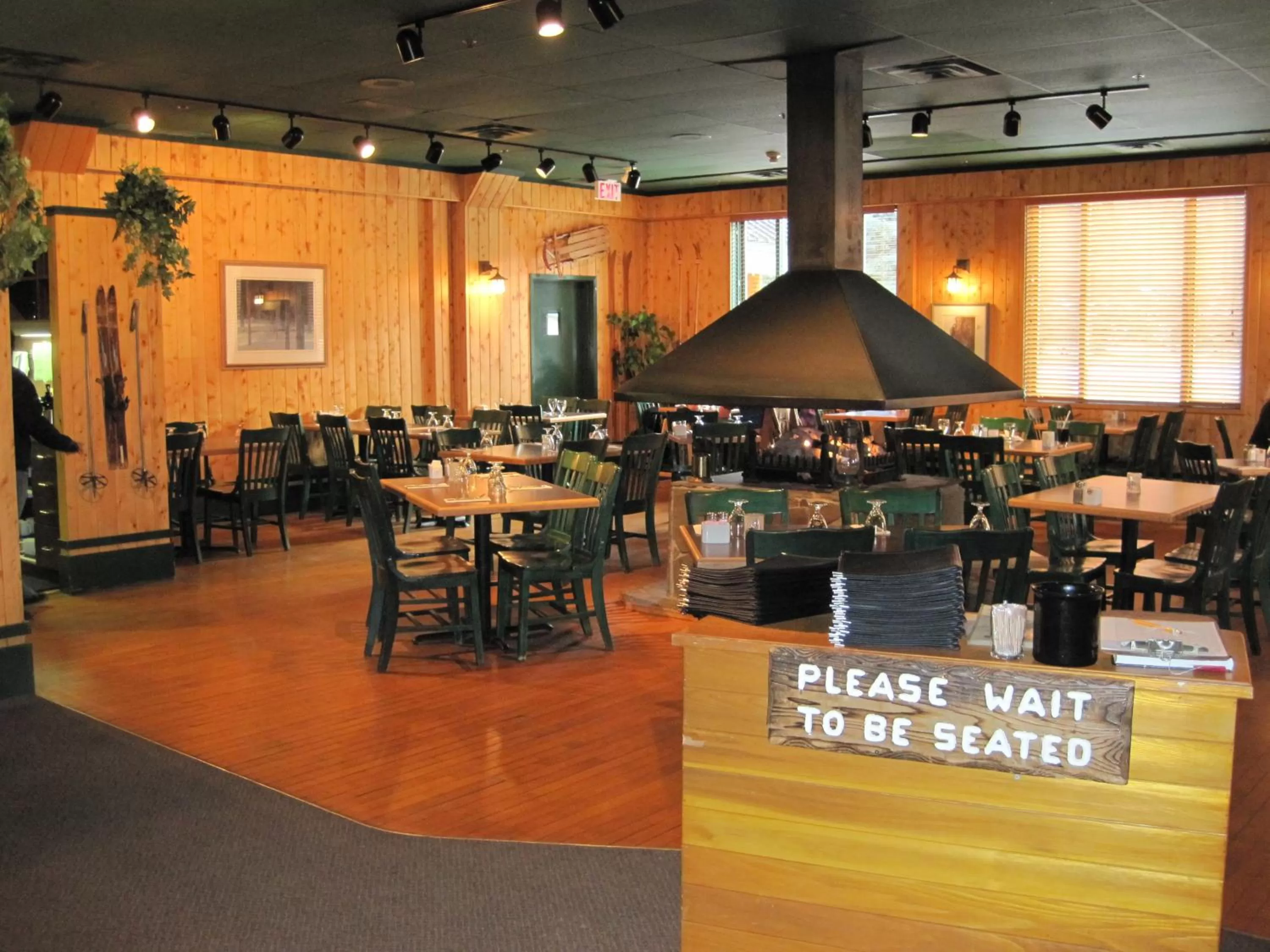 Restaurant/places to eat in Manning Park Resort