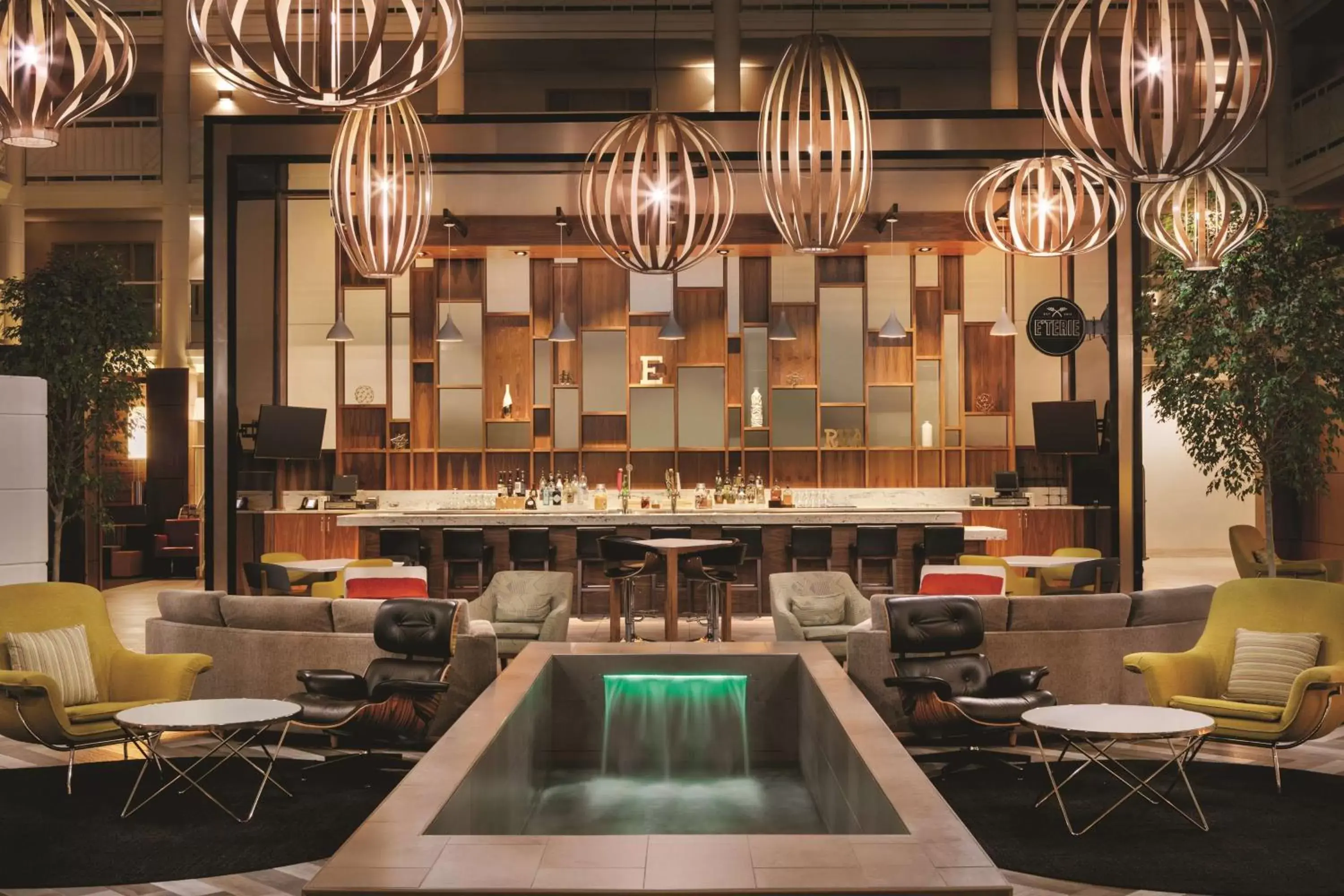 Restaurant/places to eat in Embassy Suites by Hilton Richmond Restaurant/places to eat in Embassy Suites by Hilton Richmond