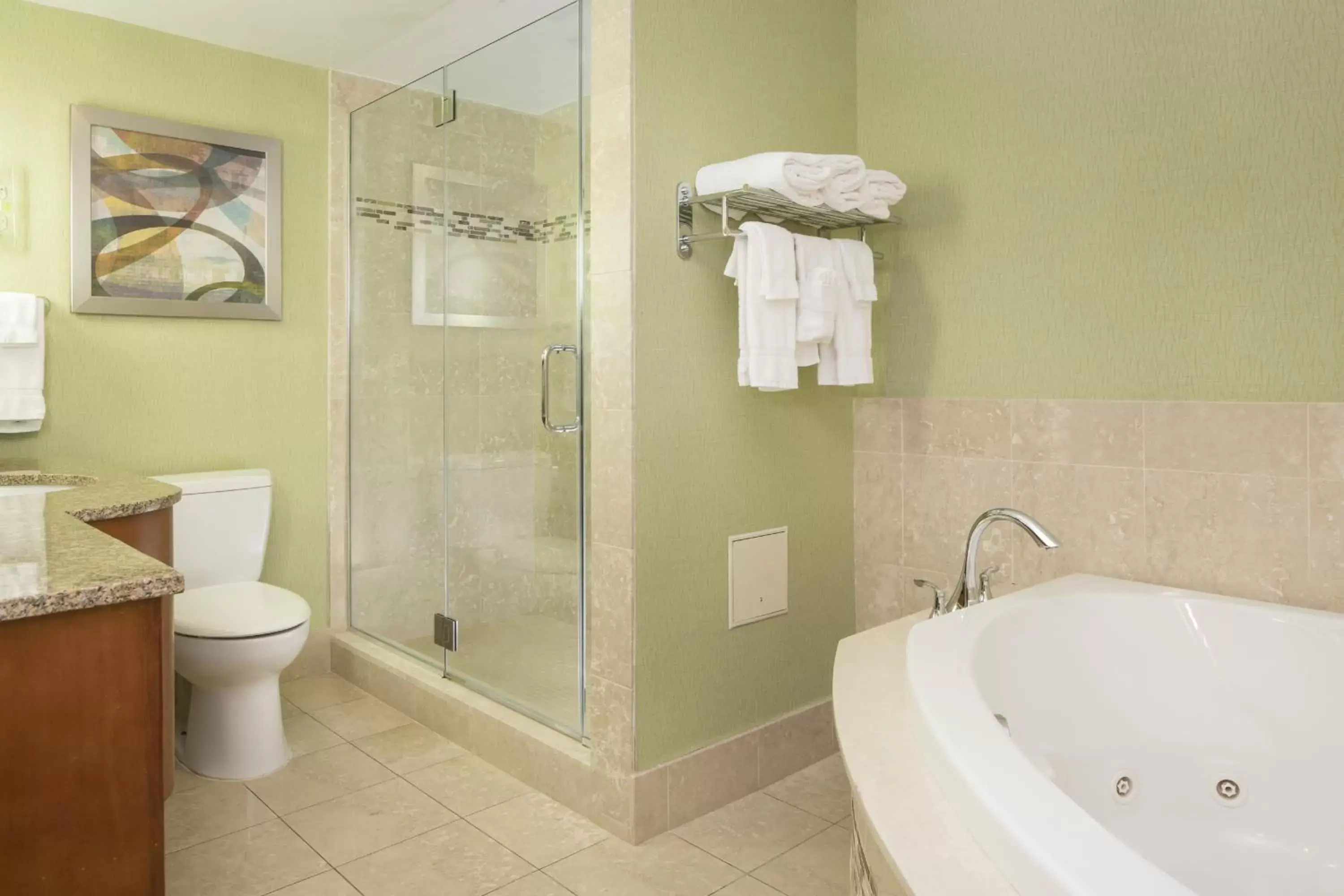 Photo of the whole room, Bathroom in Holiday Inn Columbia East-Jessup, an IHG Hotel