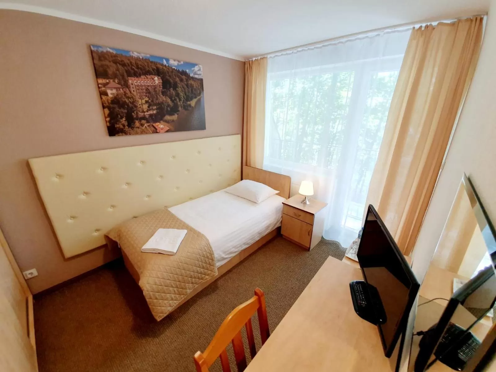 Photo of the whole room, Bed in Hotel Mazuria Country & SPA