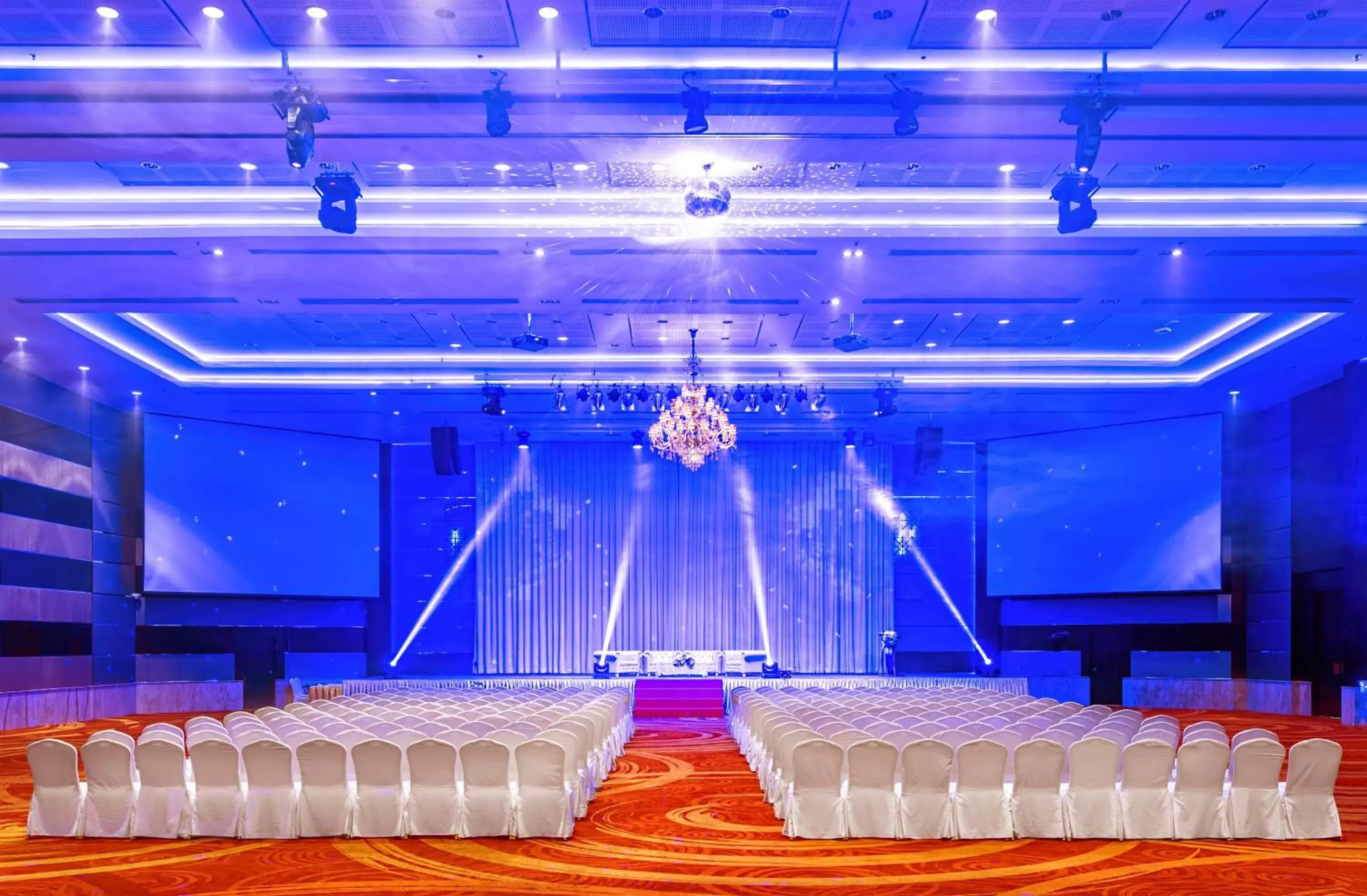 Banquet Facilities in Buri Sriphu Hotel & Convention Centre