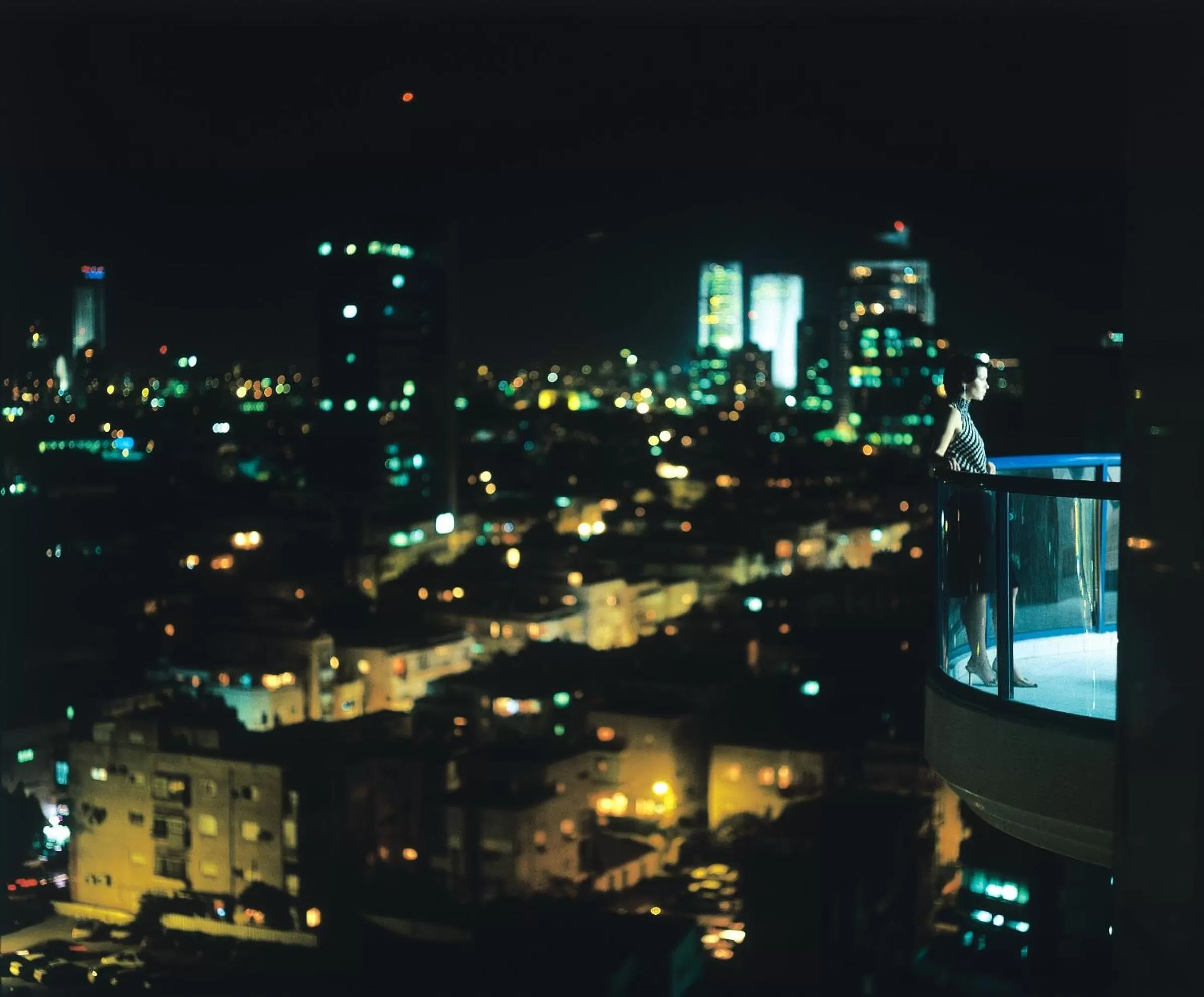 Facade/entrance in Sea Tower by Isrotel Design