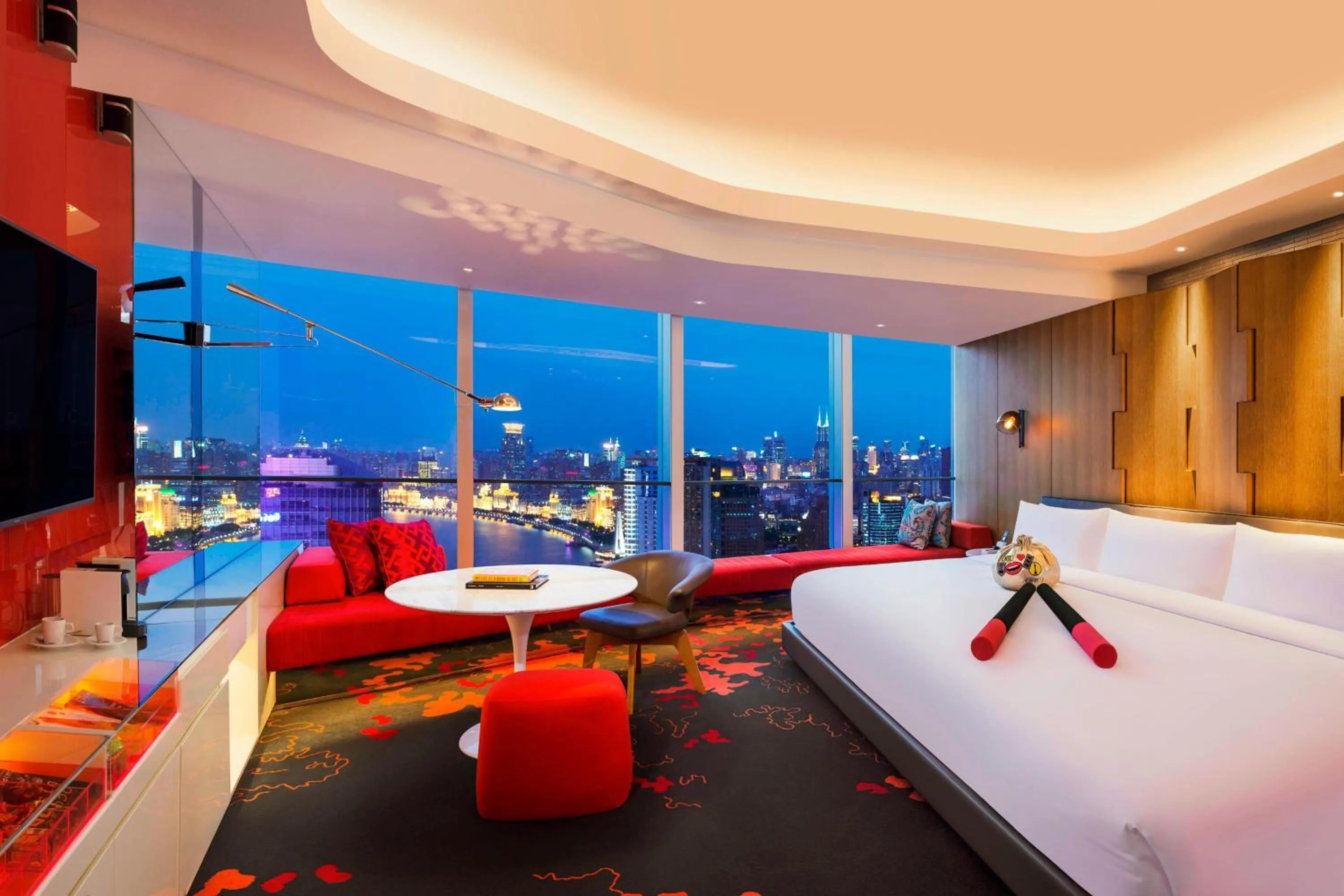 Photo of the whole room, Bed in W Shanghai - The Bund
