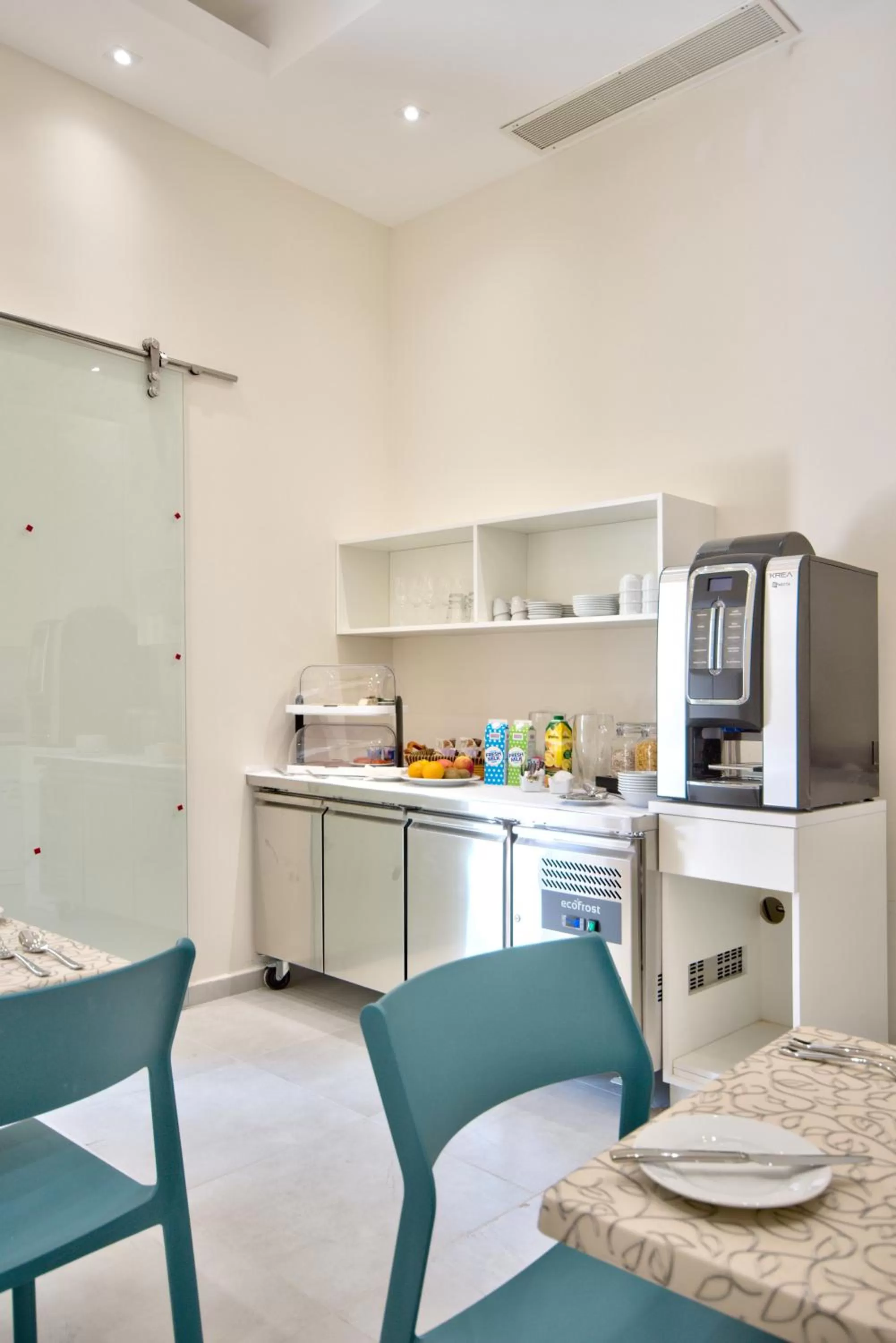 Breakfast in The Suites – Piazza Kirkop