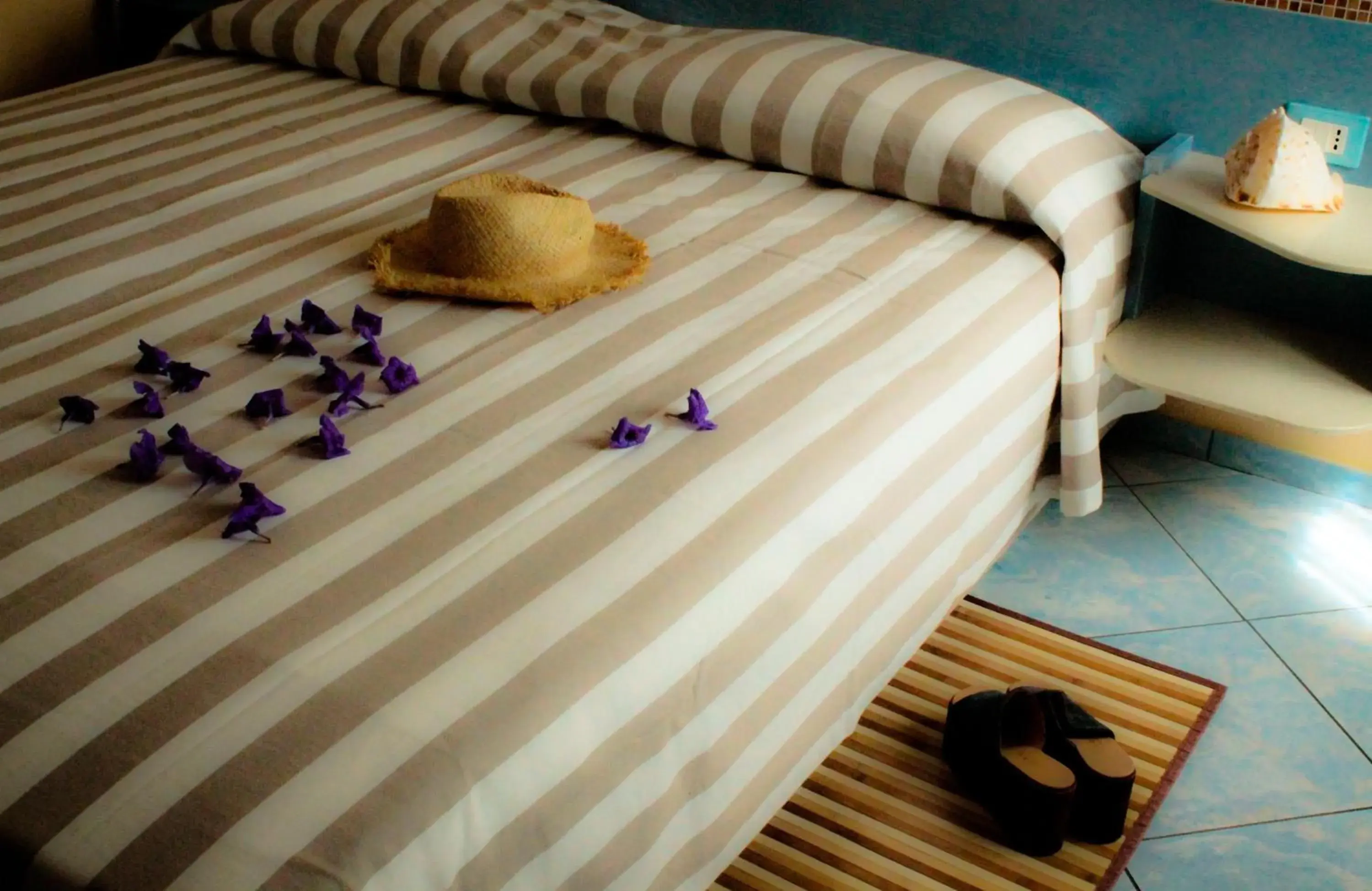 Double Room in Hotel Chentu Lunas Double Room in Hotel Chentu Lunas