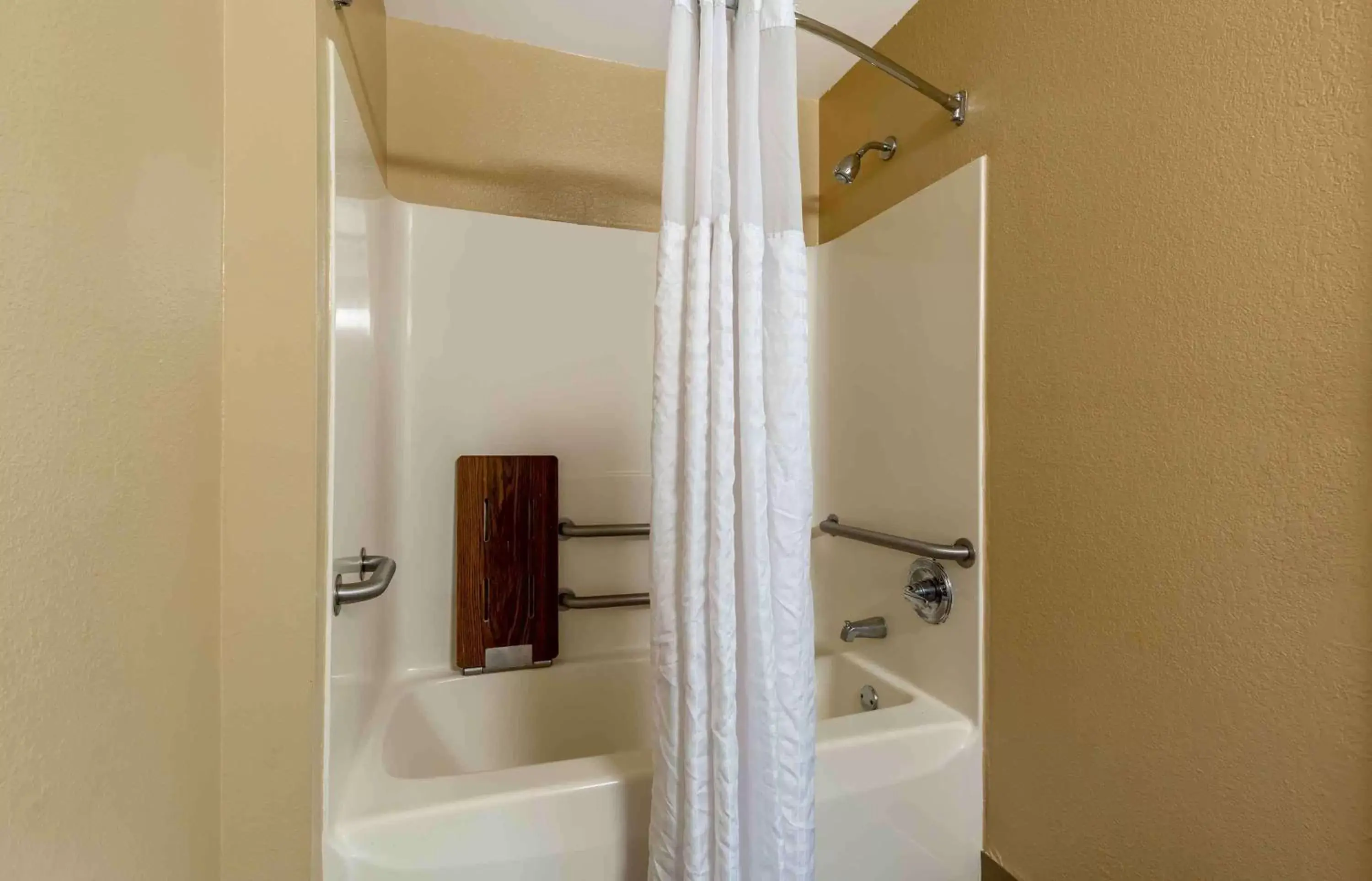 Bathroom in Extended Stay America Suites - Washington, D.C. - Gaithersburg - South