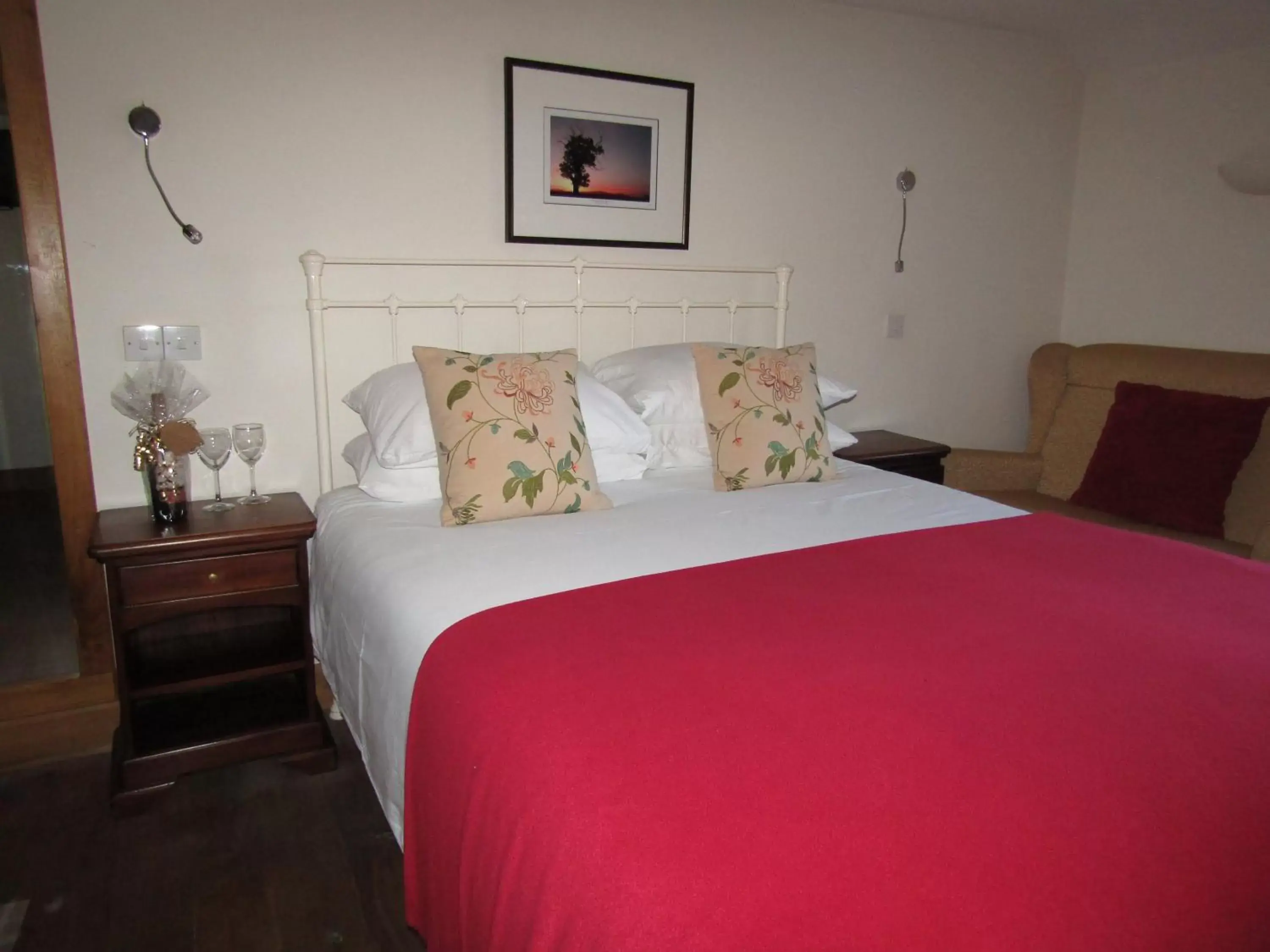 Bed in The Kilcot Inn