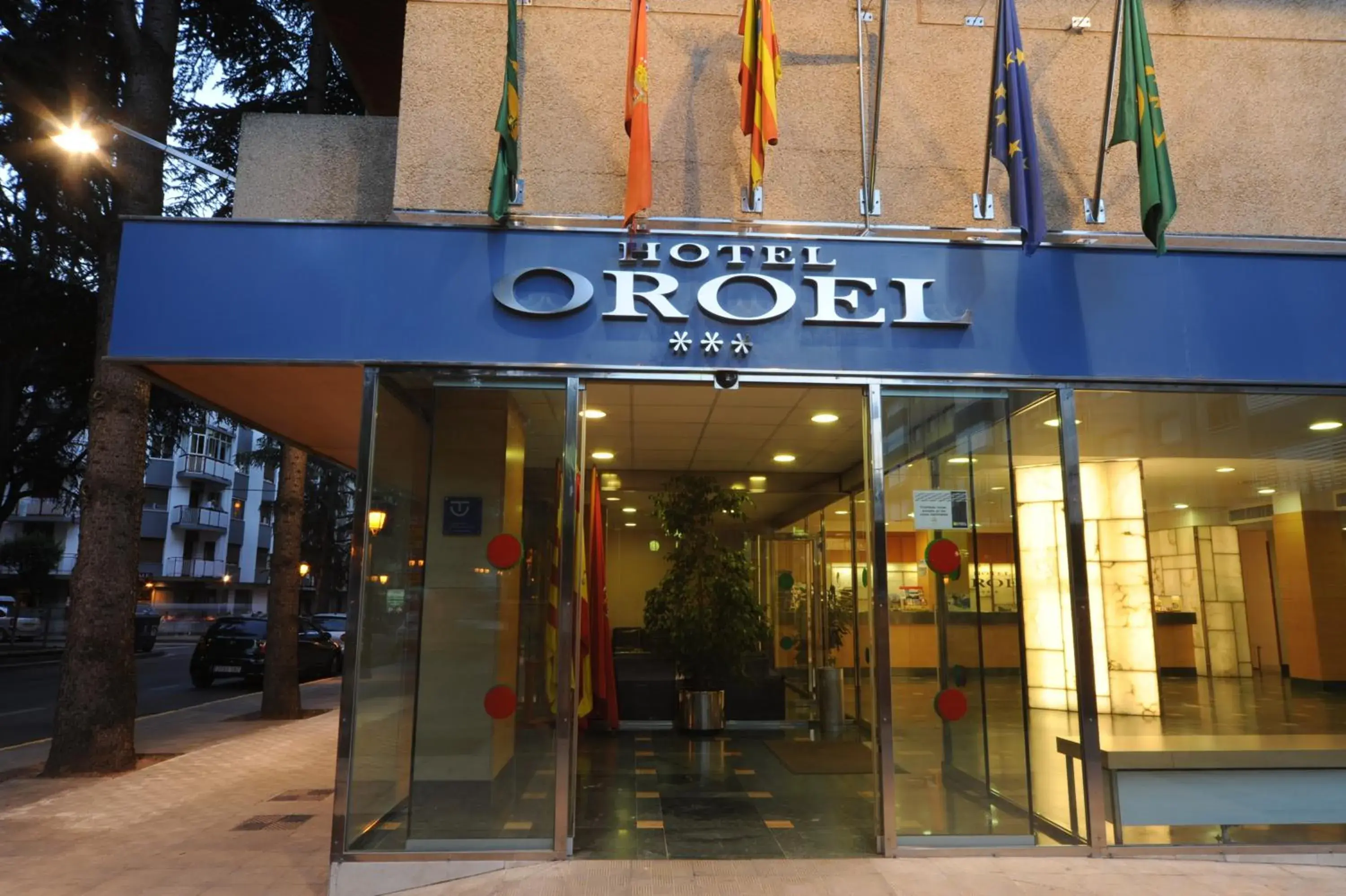 Facade/entrance in Hotel Oroel