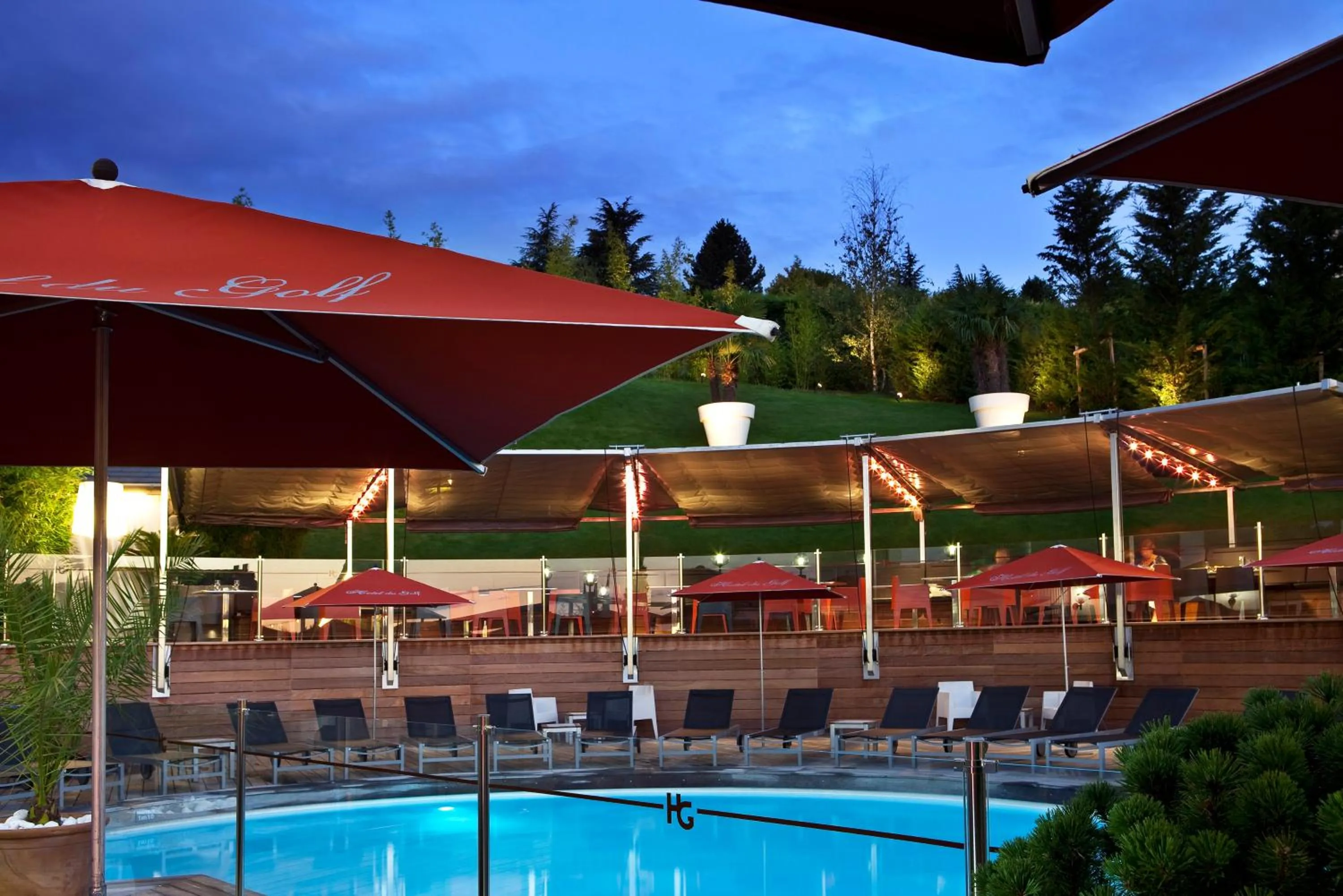 Pool view in Hotel Du Golf