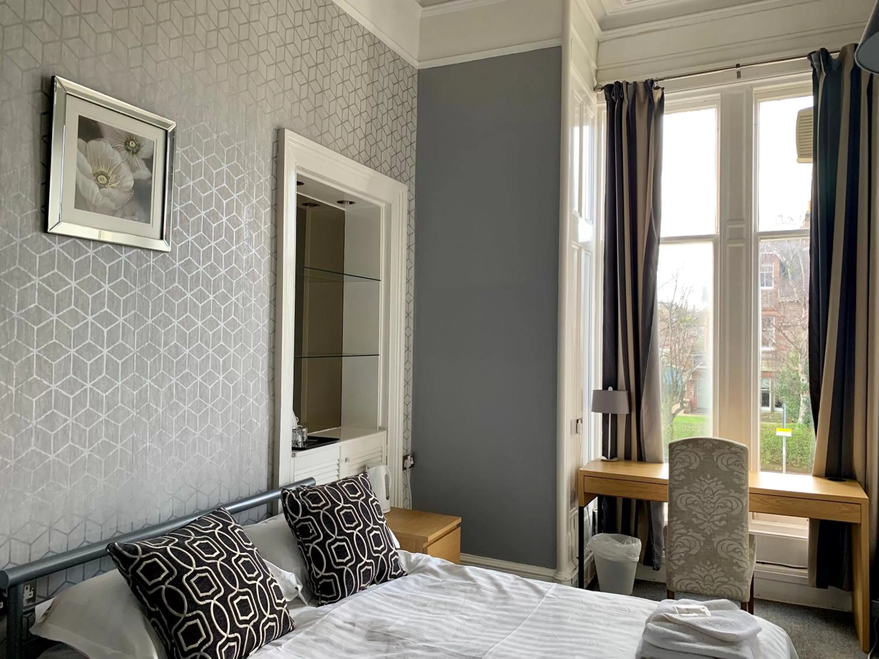 Bedroom, Bed in Northumberland Hotel