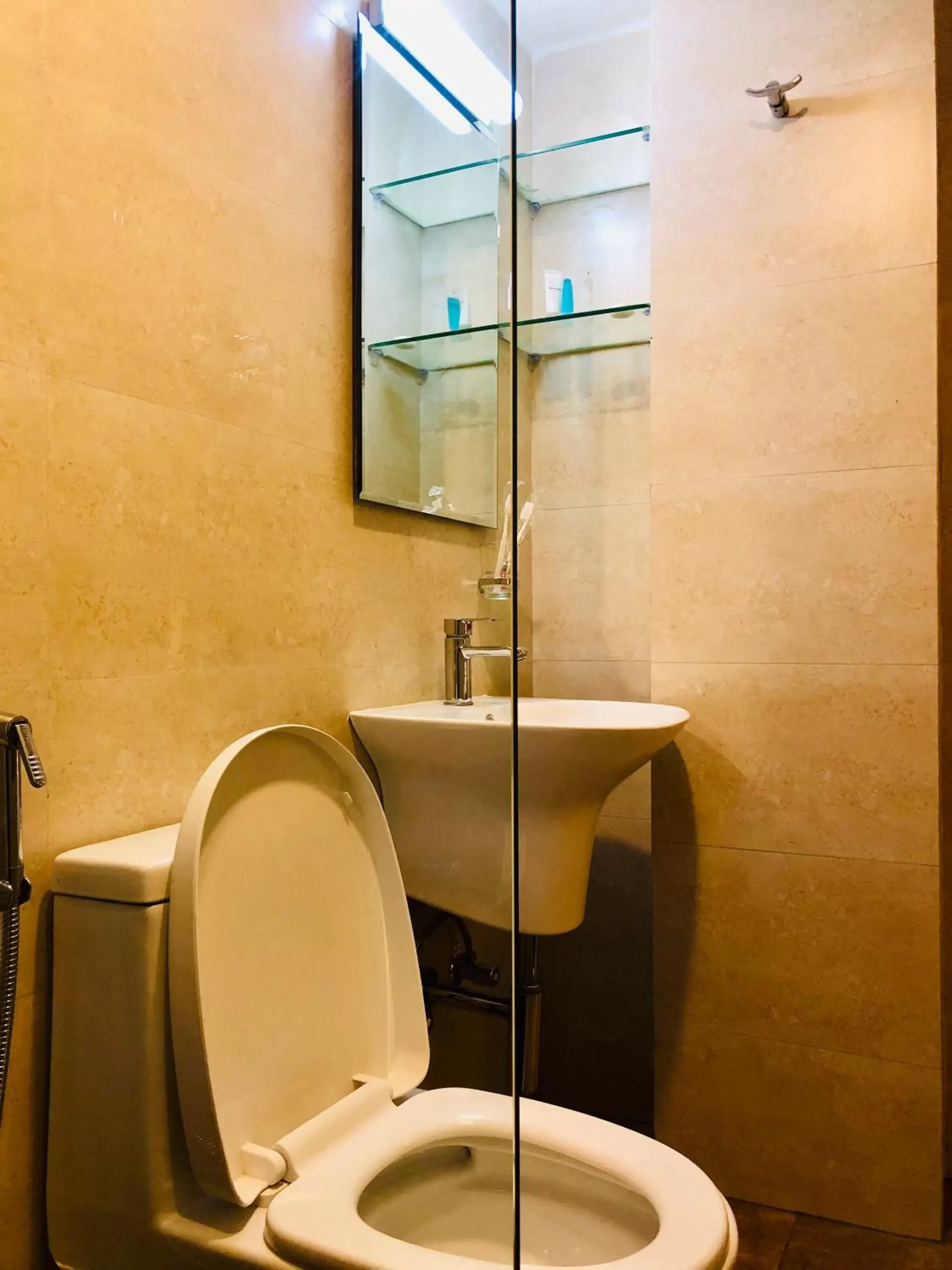 Bathroom in The Milestone Hotel