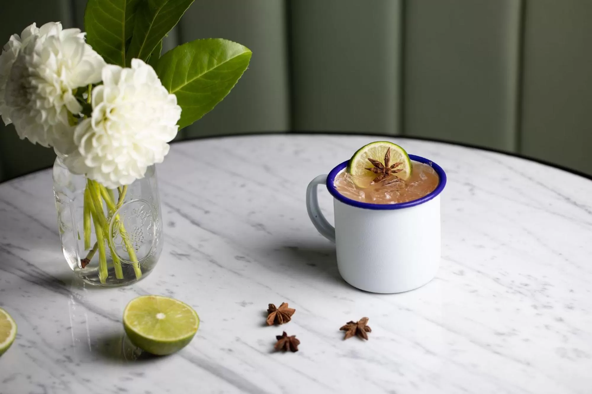 Alcoholic drinks in Palihotel Seattle