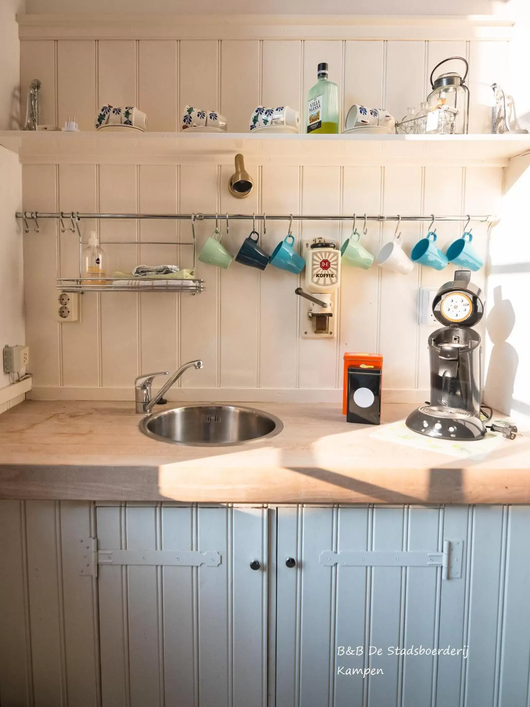 Coffee/tea facilities, Kitchen/Kitchenette in De Stadsboerderij