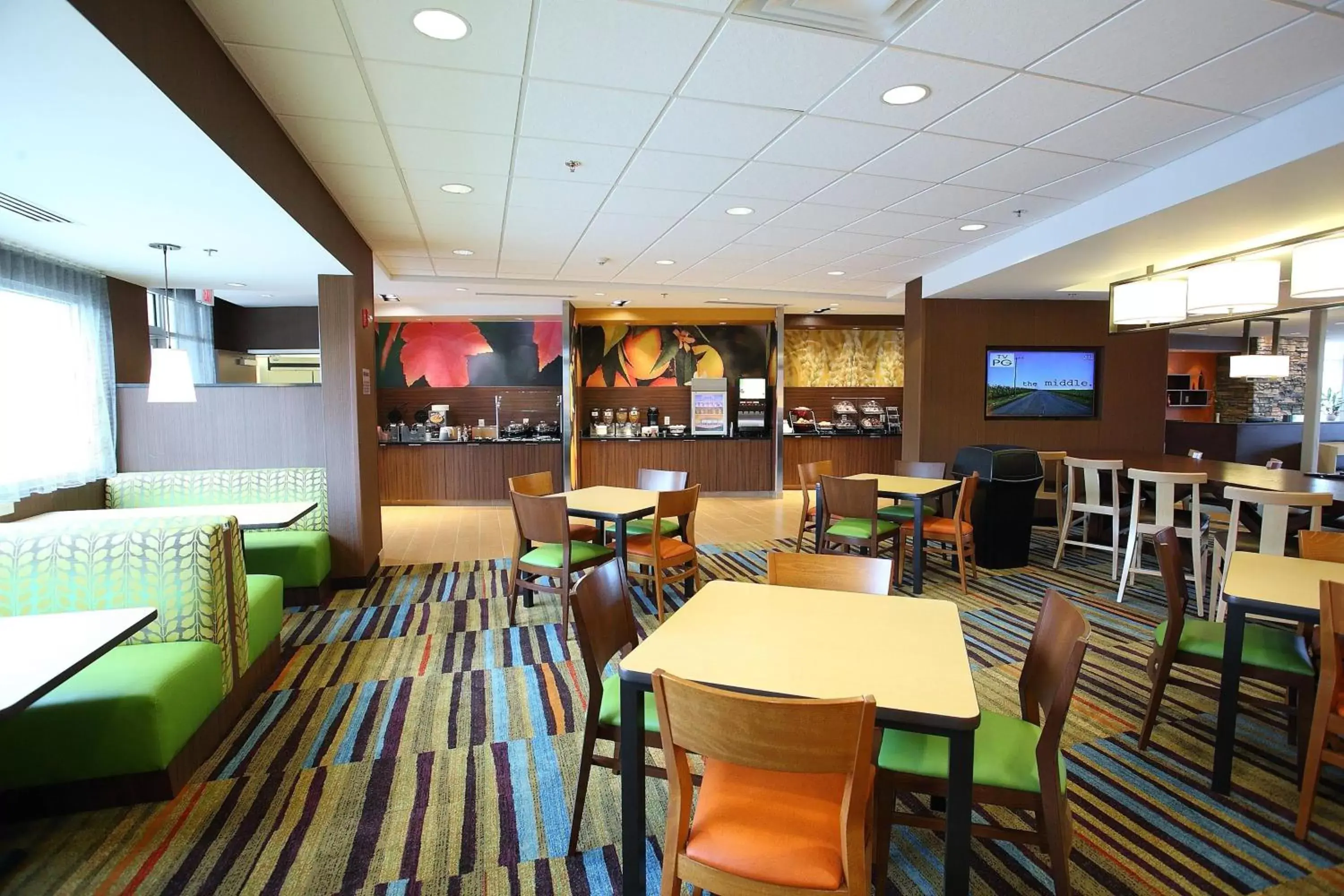 Breakfast, Restaurant/Places to Eat in Fairfield Inn & Suites by Marriott East Grand Forks