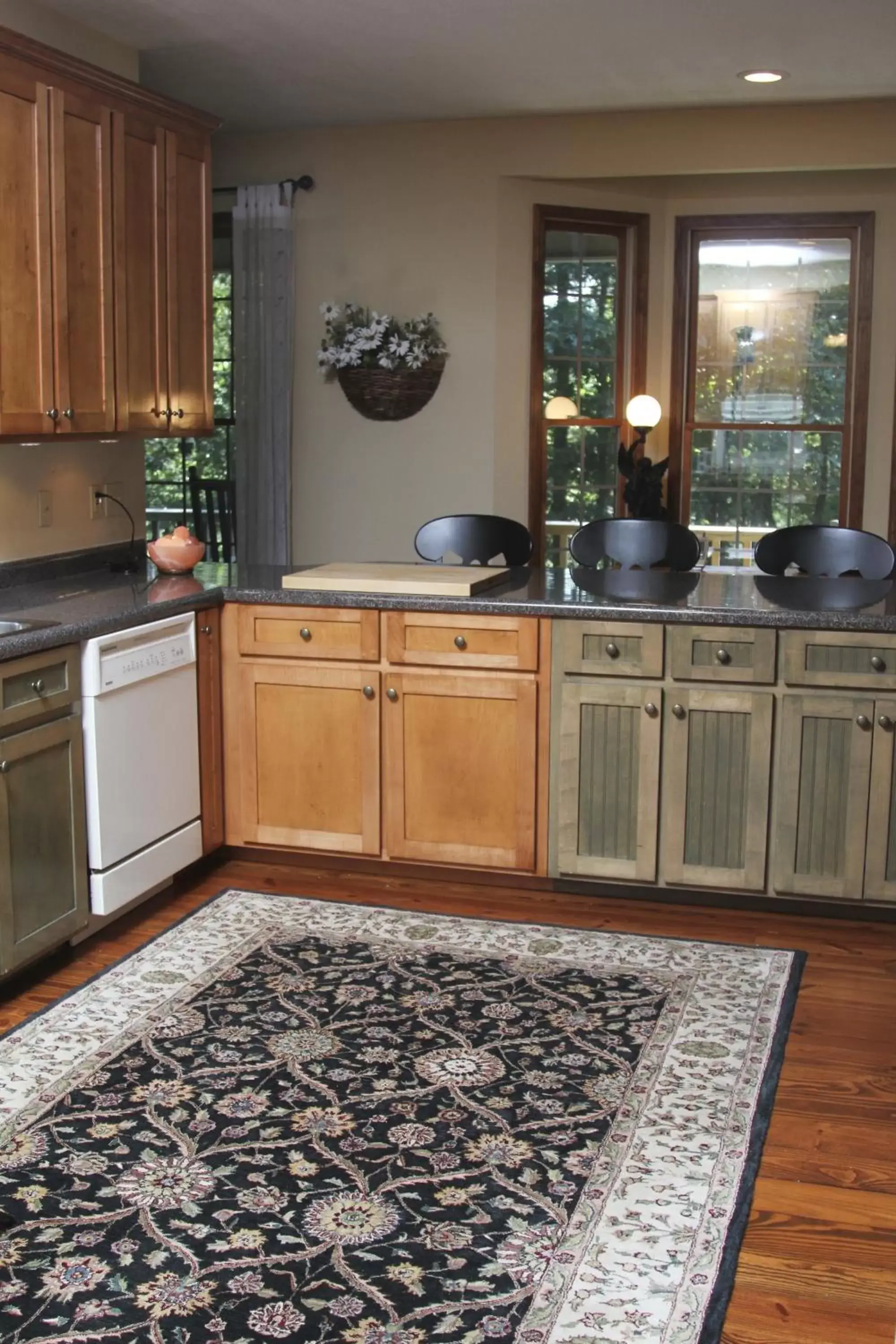 Kitchen or kitchenette, Kitchen/Kitchenette in Paradise Hills, Winery Resort & Spa