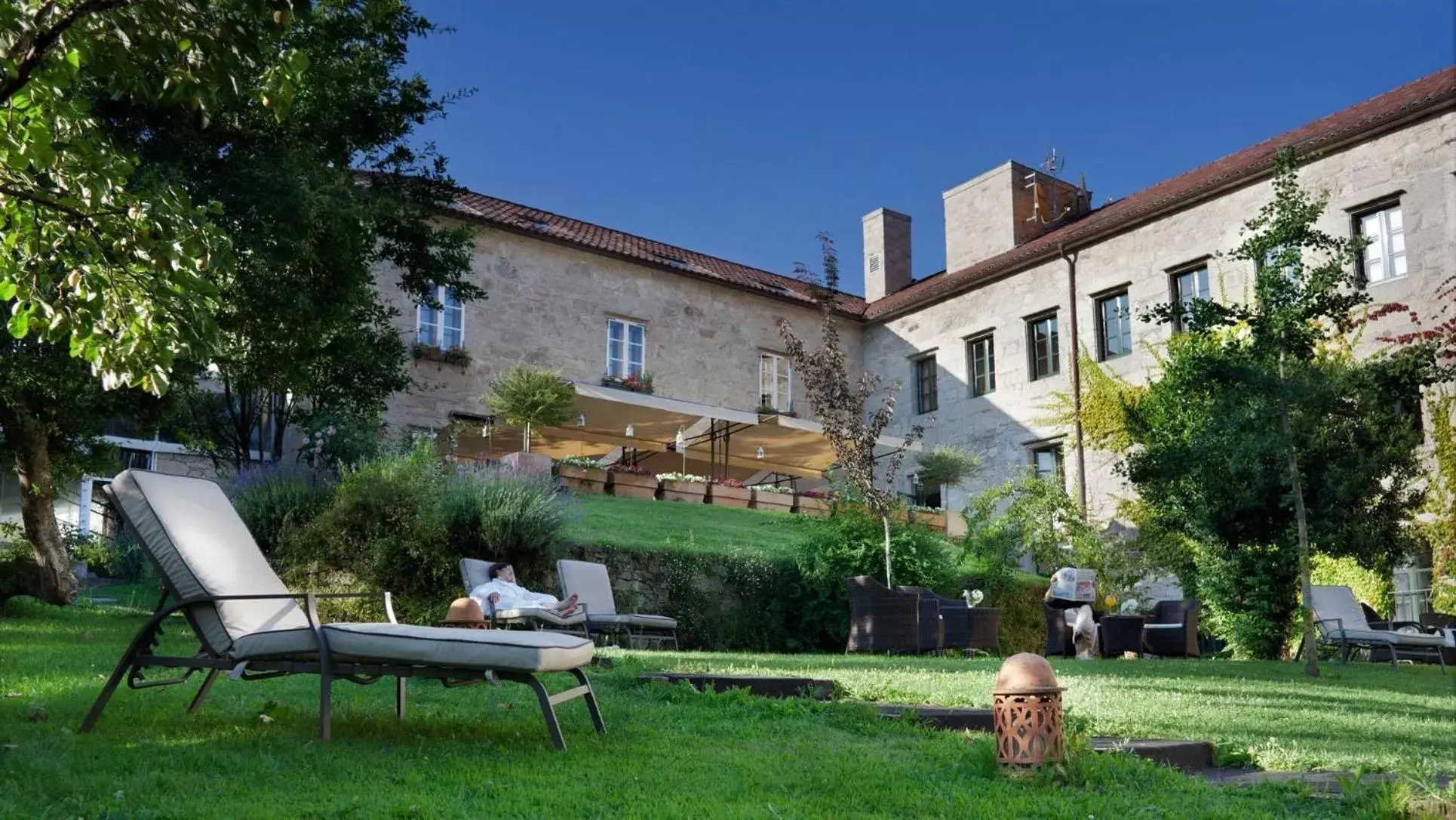 Garden, Property Building in A Quinta Da Auga Hotel Spa Relais & Chateaux