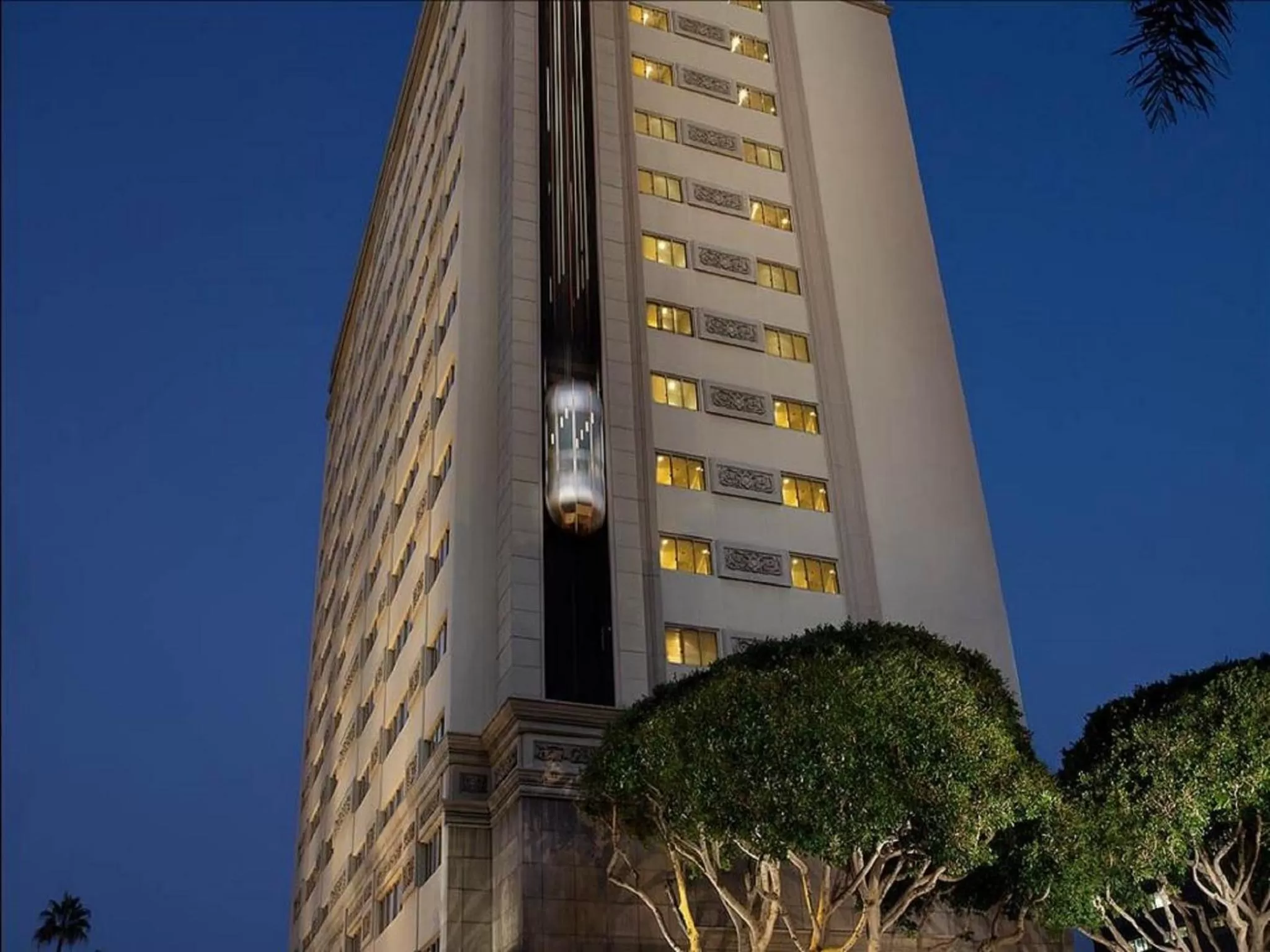 Facade/entrance in Huntley Santa Monica Beach