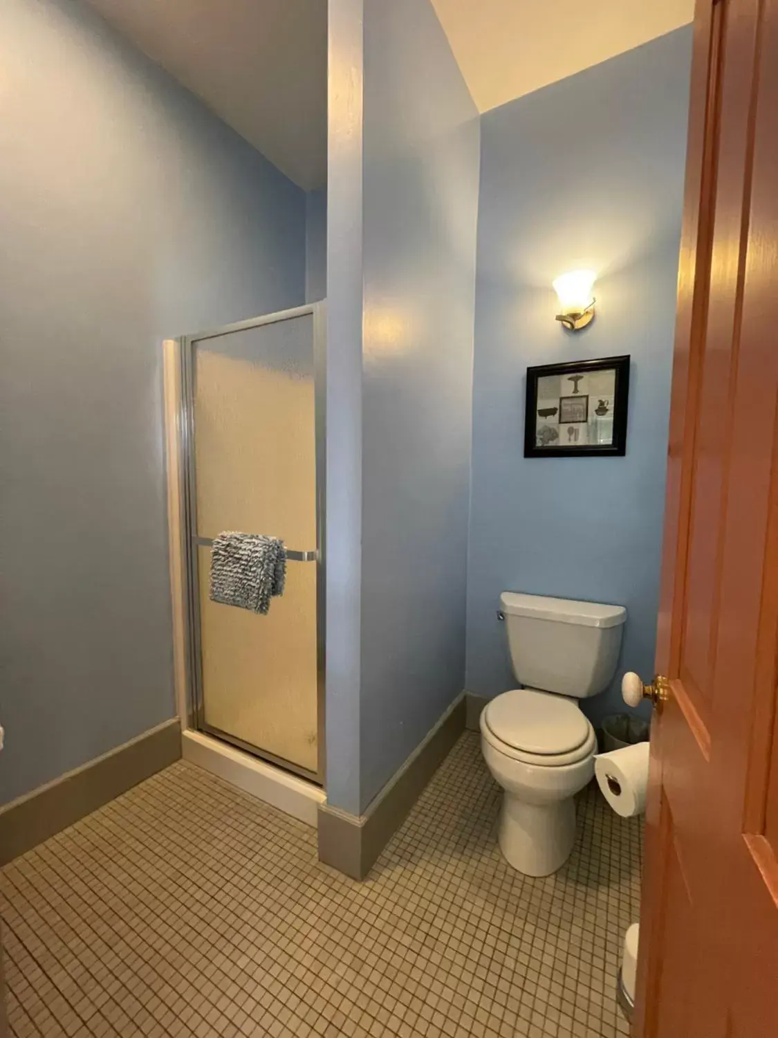 Bathroom in Carriage House Bed & Breakfast