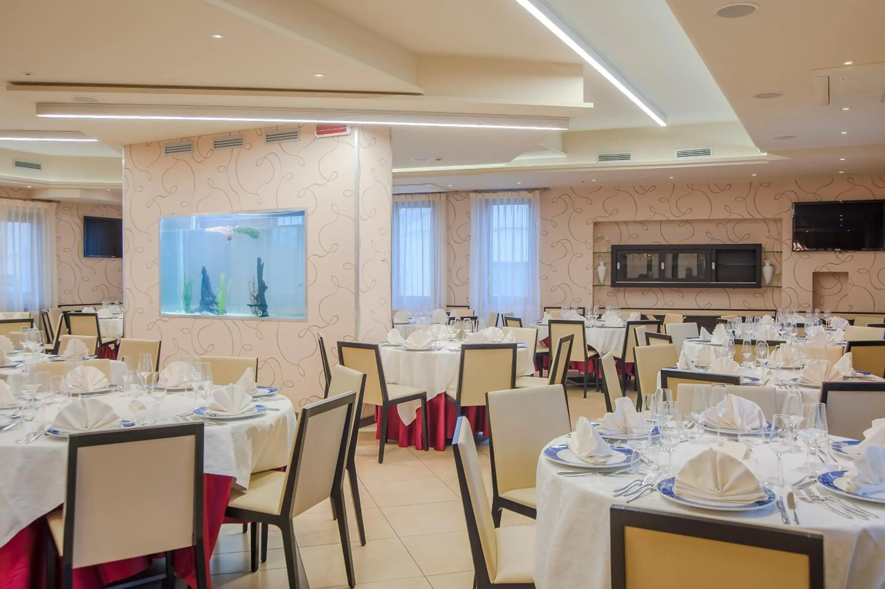Restaurant/places to eat in Hotel Milazzo Restaurant/places to eat in Hotel Milazzo