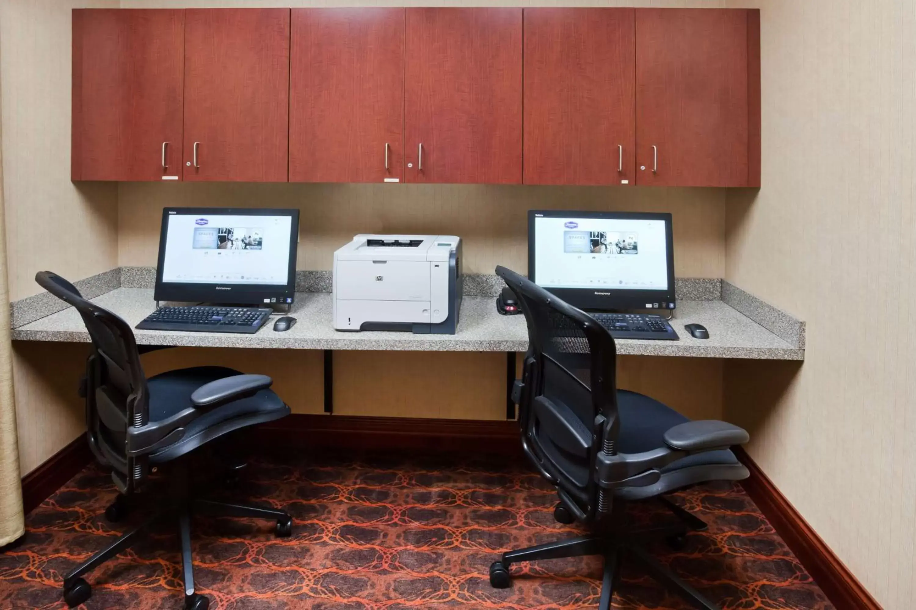 Business facilities, Business Area/Conference Room in Hampton Inn Fairmont