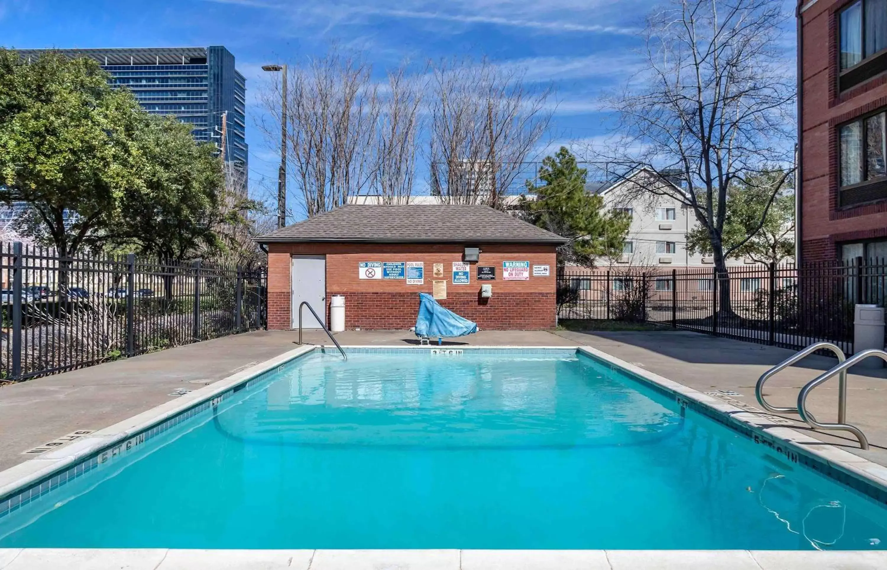 Pool view, Swimming Pool in Extended Stay America Suites - Houston - Westchase - Westheimer