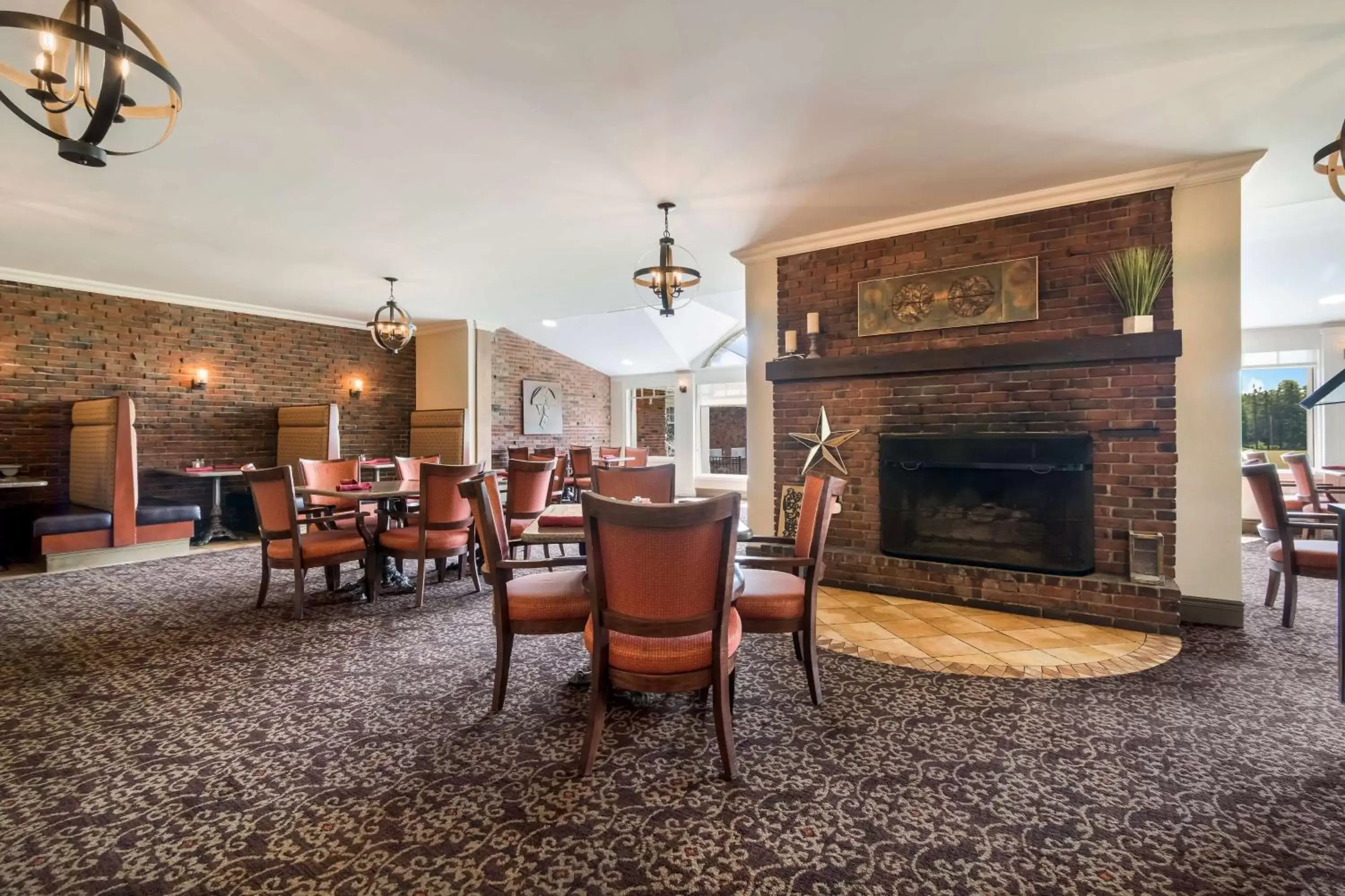 Breakfast in Best Western University Inn Breakfast in Best Western University Inn