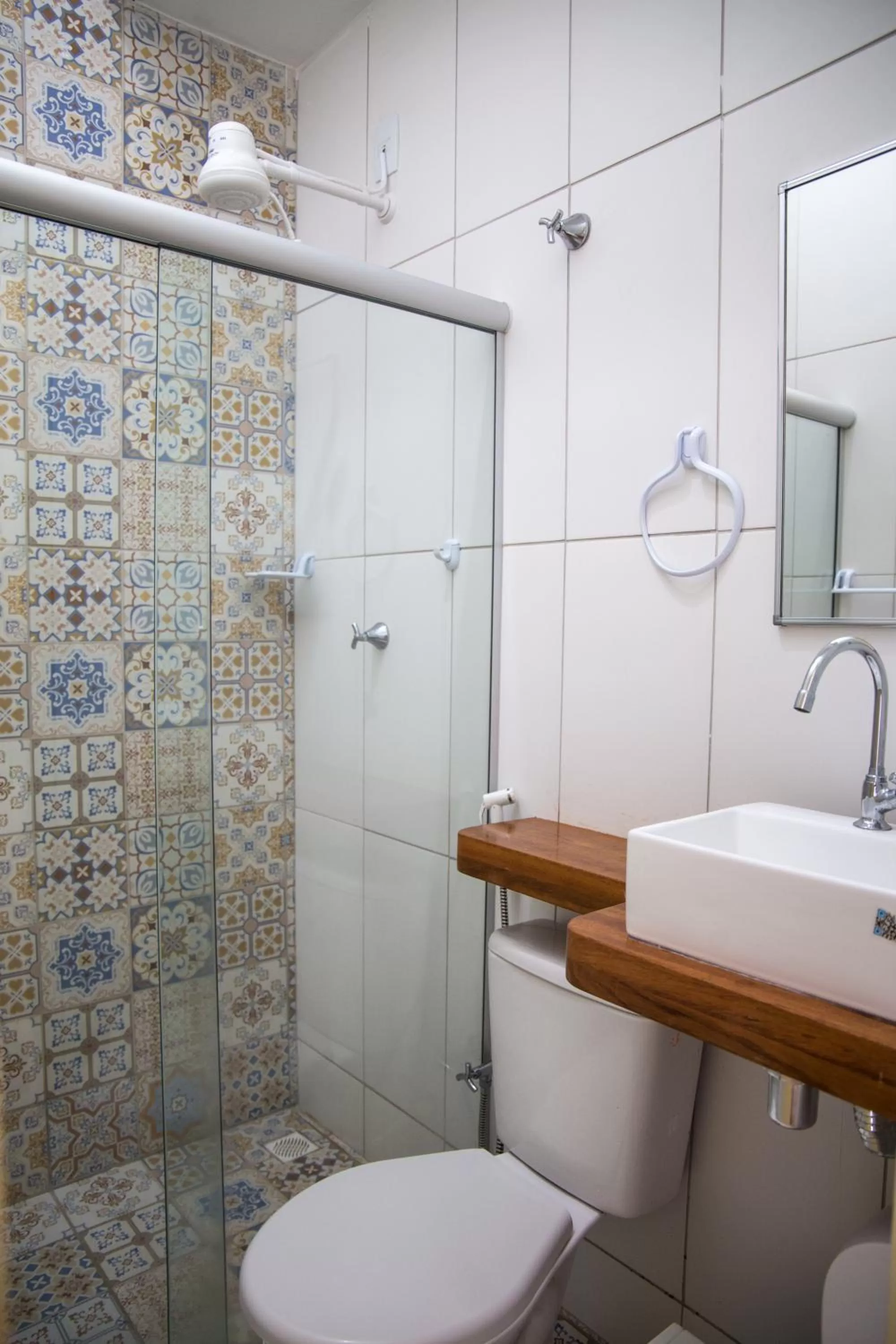 Shower, Bathroom in Pousada Meraki Beach