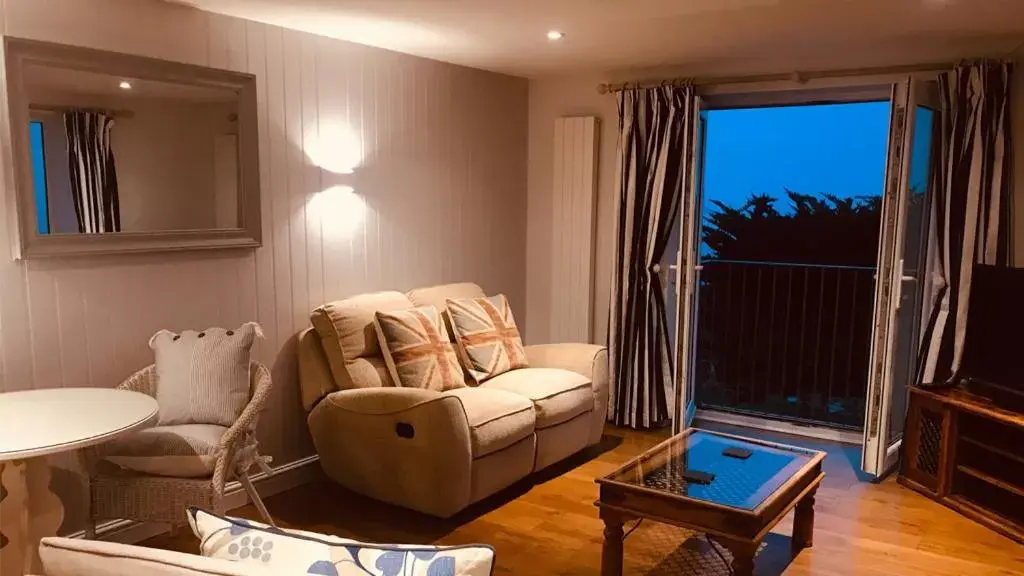 Living room, Seating Area in Chesil Beach Lodge