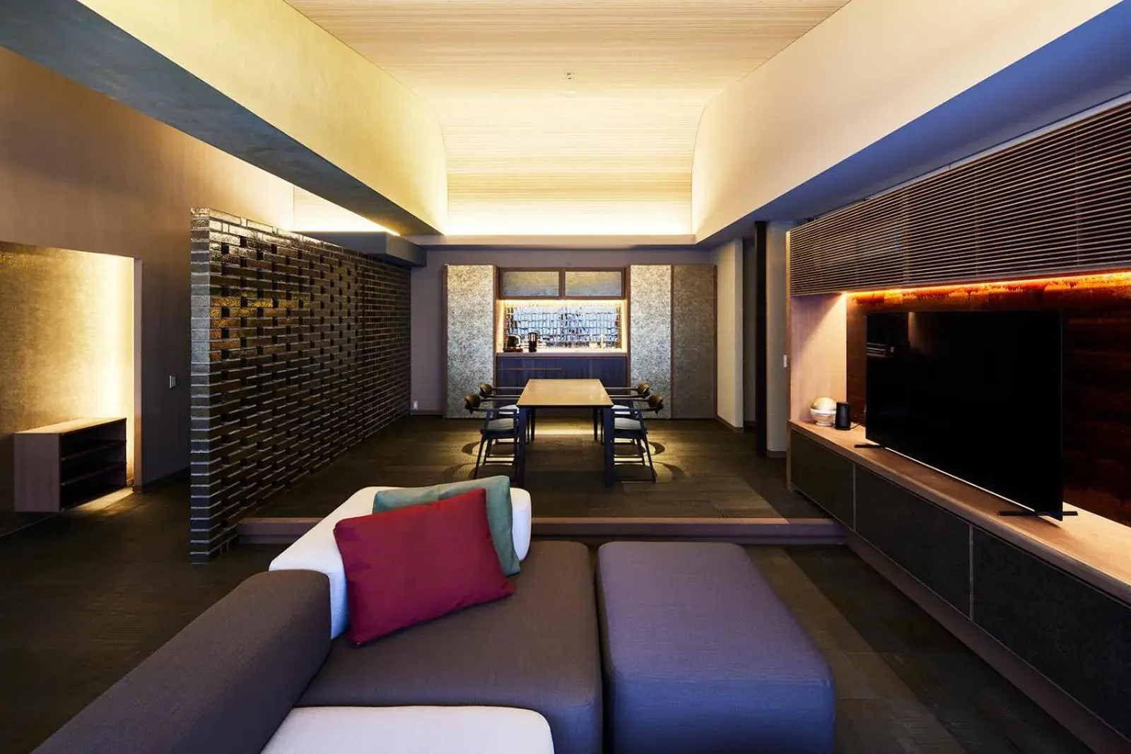 TV and multimedia, Bed in 厳島いろは TV and multimedia, Bed in 厳島いろは