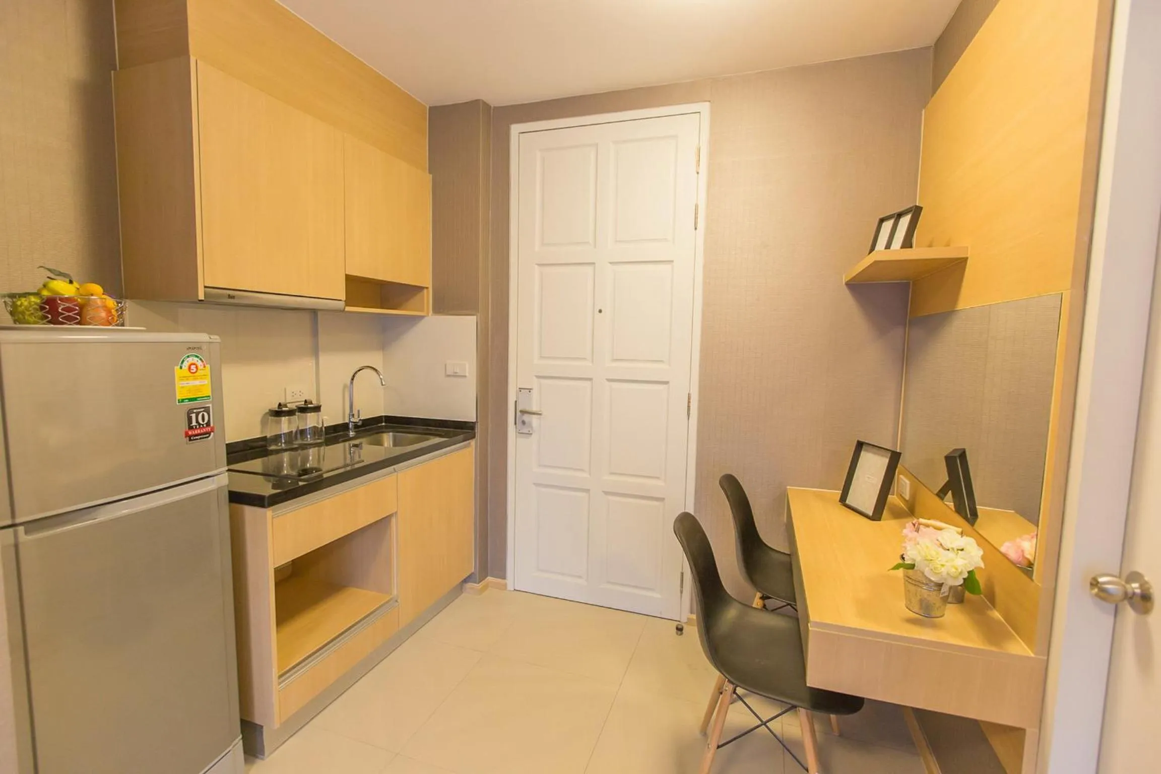 Kitchen or kitchenette in Like Sukhumvit 22