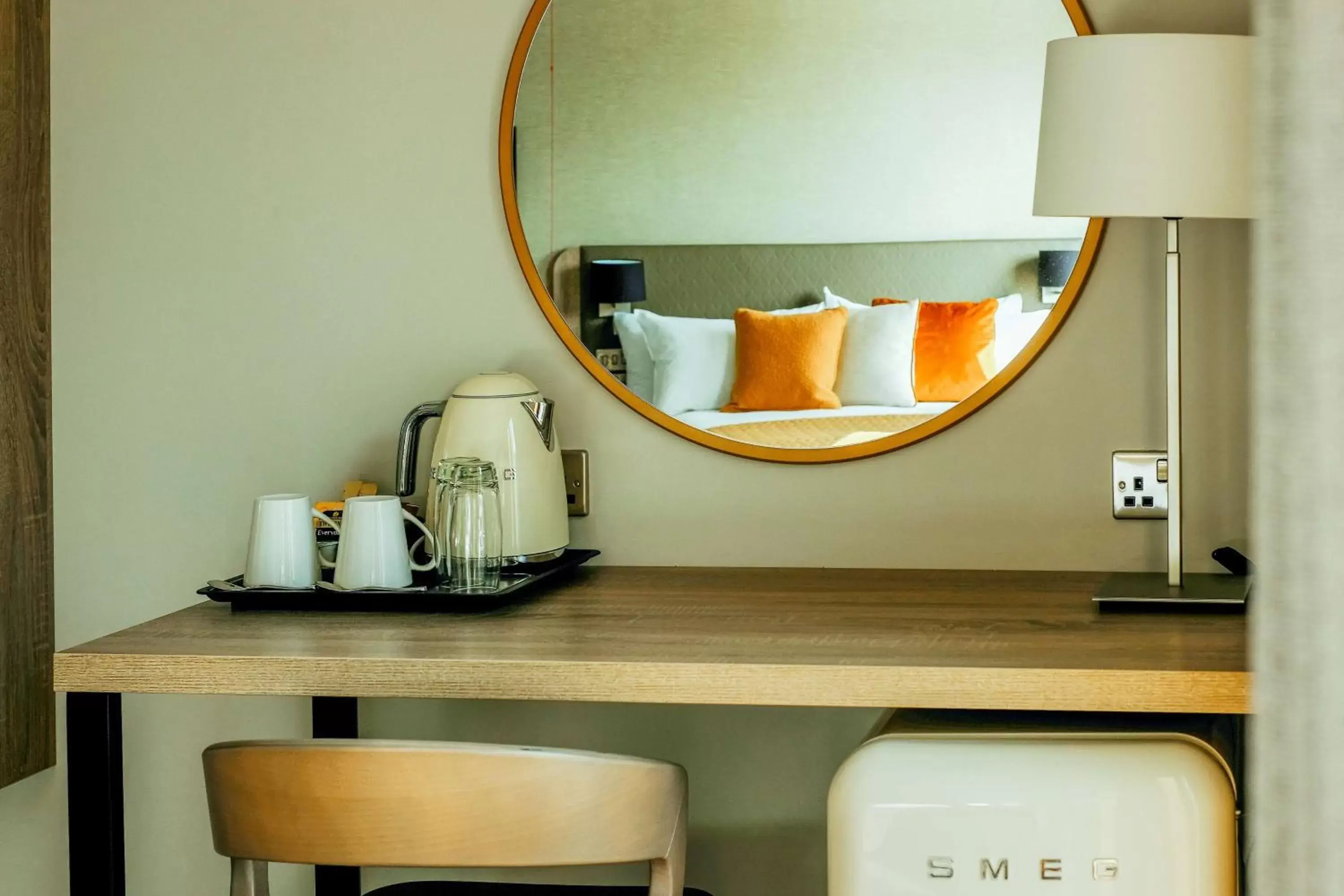 Bedroom, Bathroom in Hilton Garden Inn Snowdonia