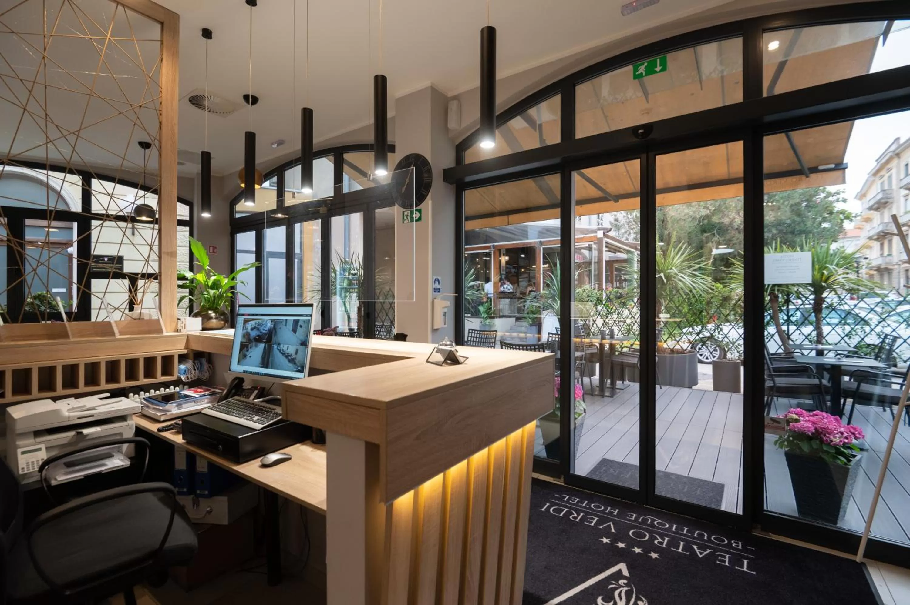 Lobby or reception in Teatro Verdi Boutique Hotel