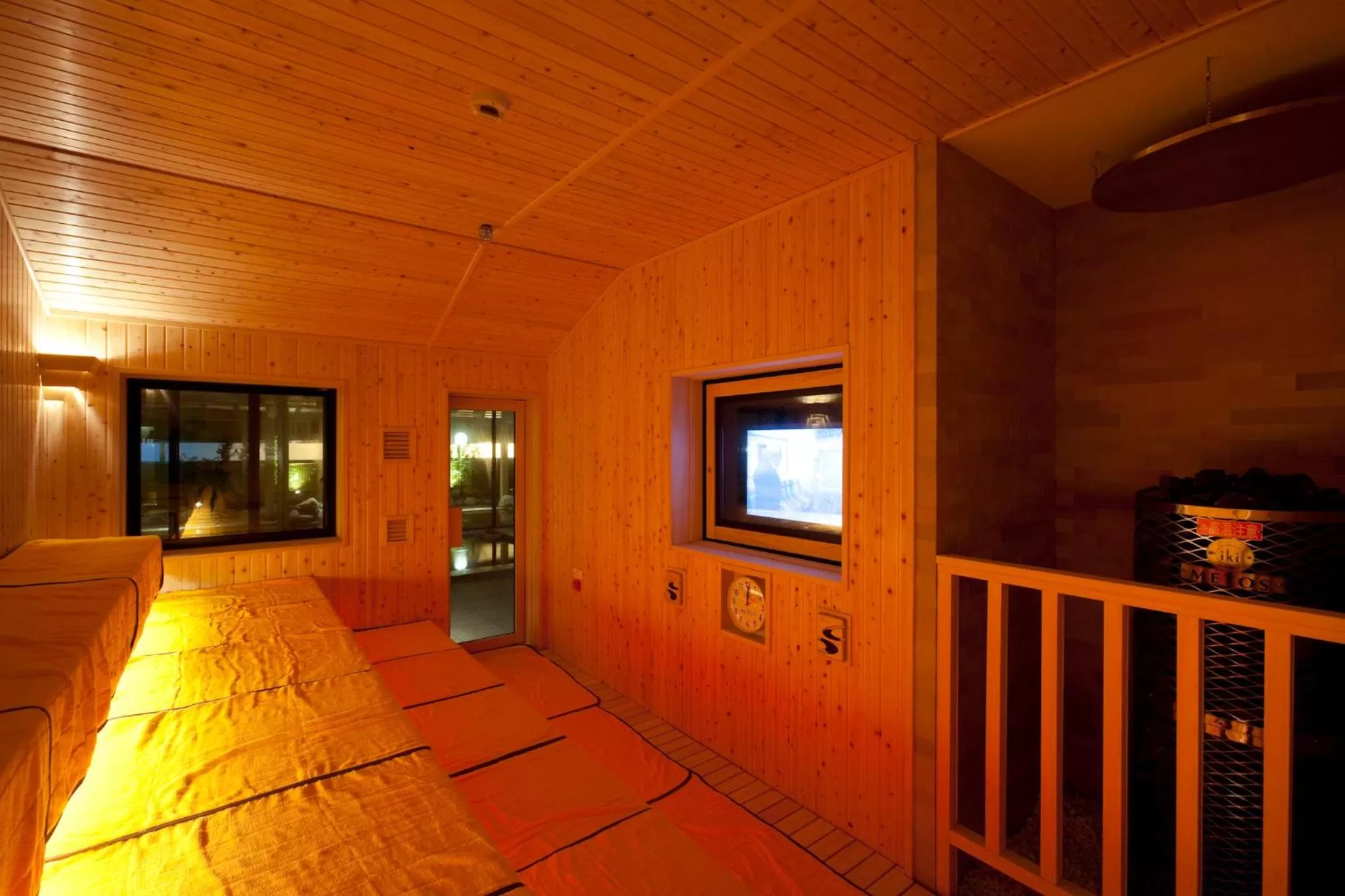 Hot Spring Bath in Air Terminal Hotel