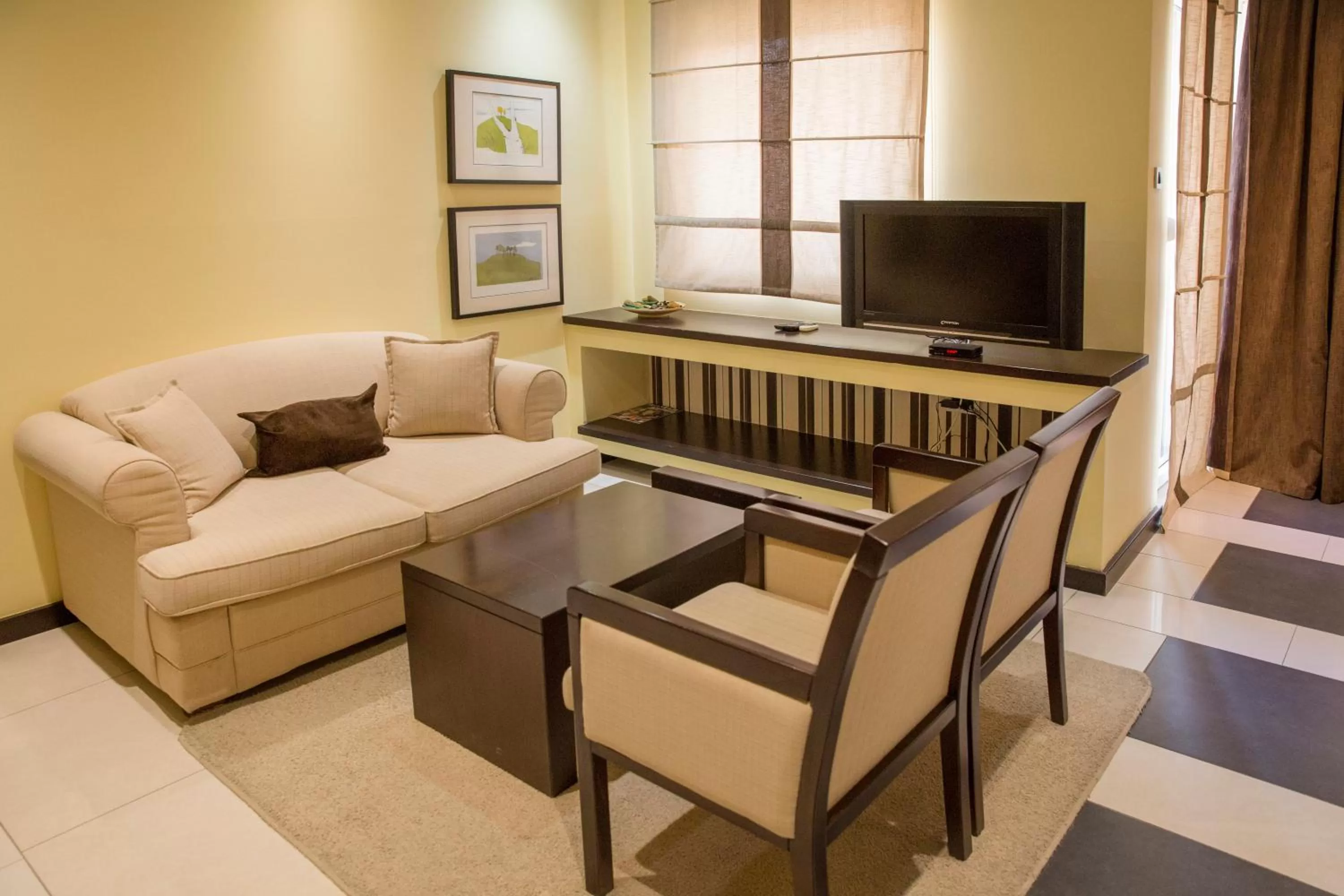 Seating area in Garni Boutique Hotel Arta