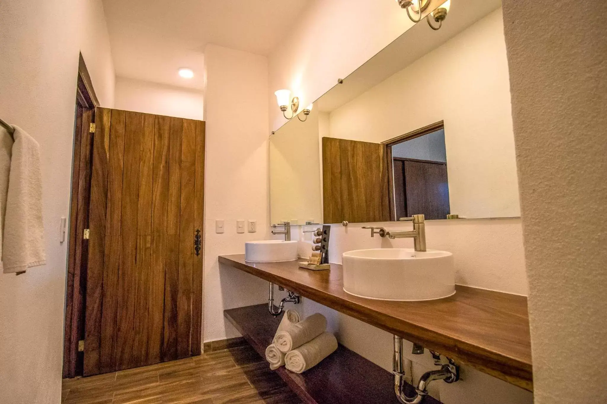 Bathroom in Refugio del Mar Luxury Hotel Boutique